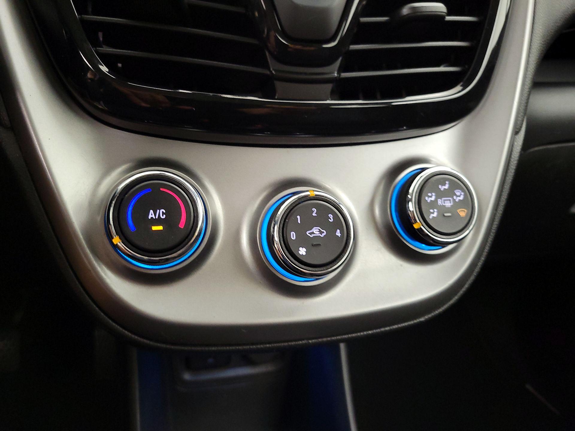 Thumbnail: 2016 Chevrolet Spark - 16