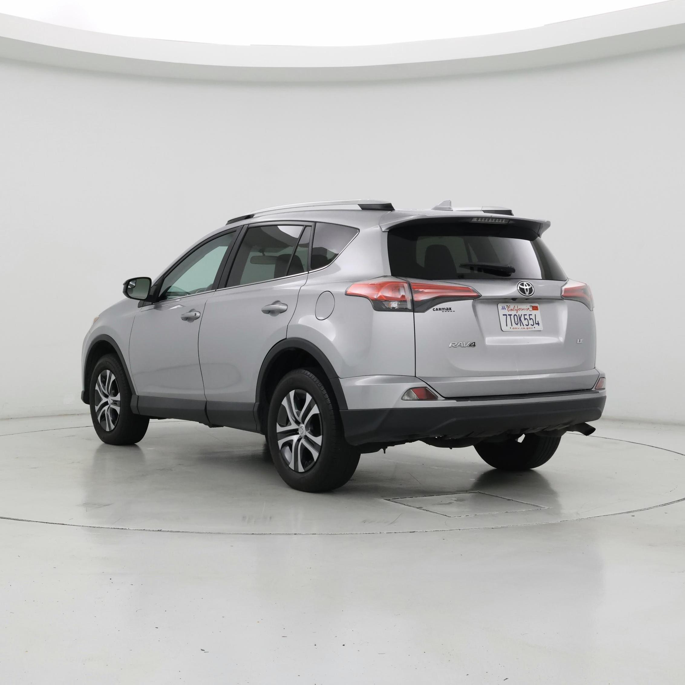 Thumbnail: 2016 Toyota RAV4 - 2