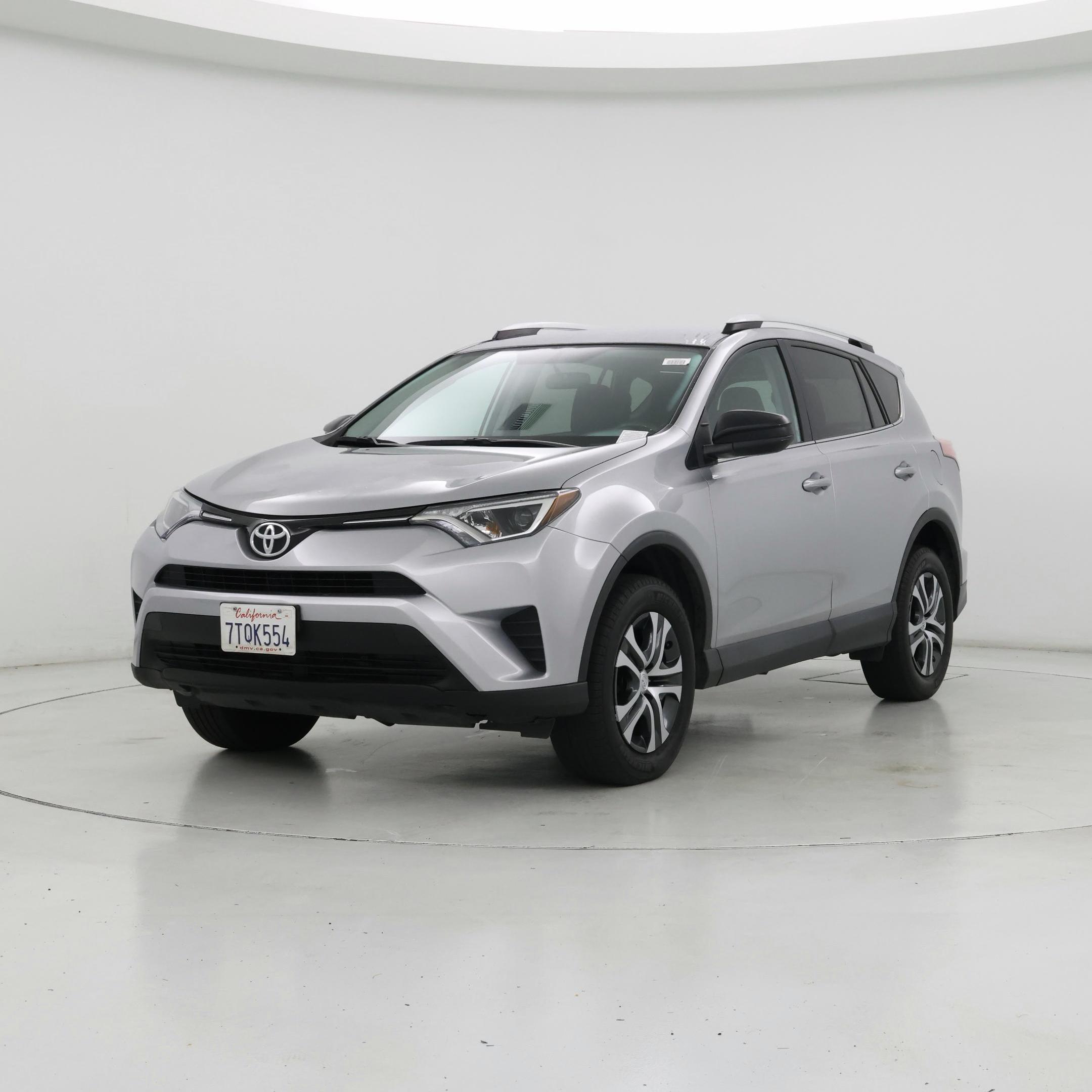 Thumbnail: 2016 Toyota RAV4 - 4
