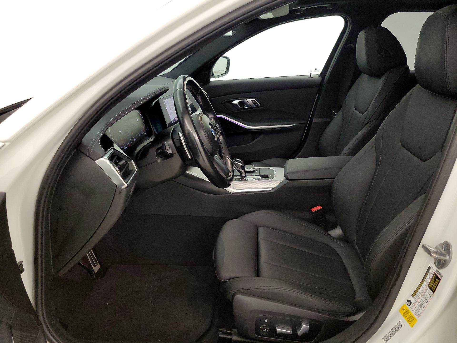 Thumbnail: 2021 BMW 3 Series - 11