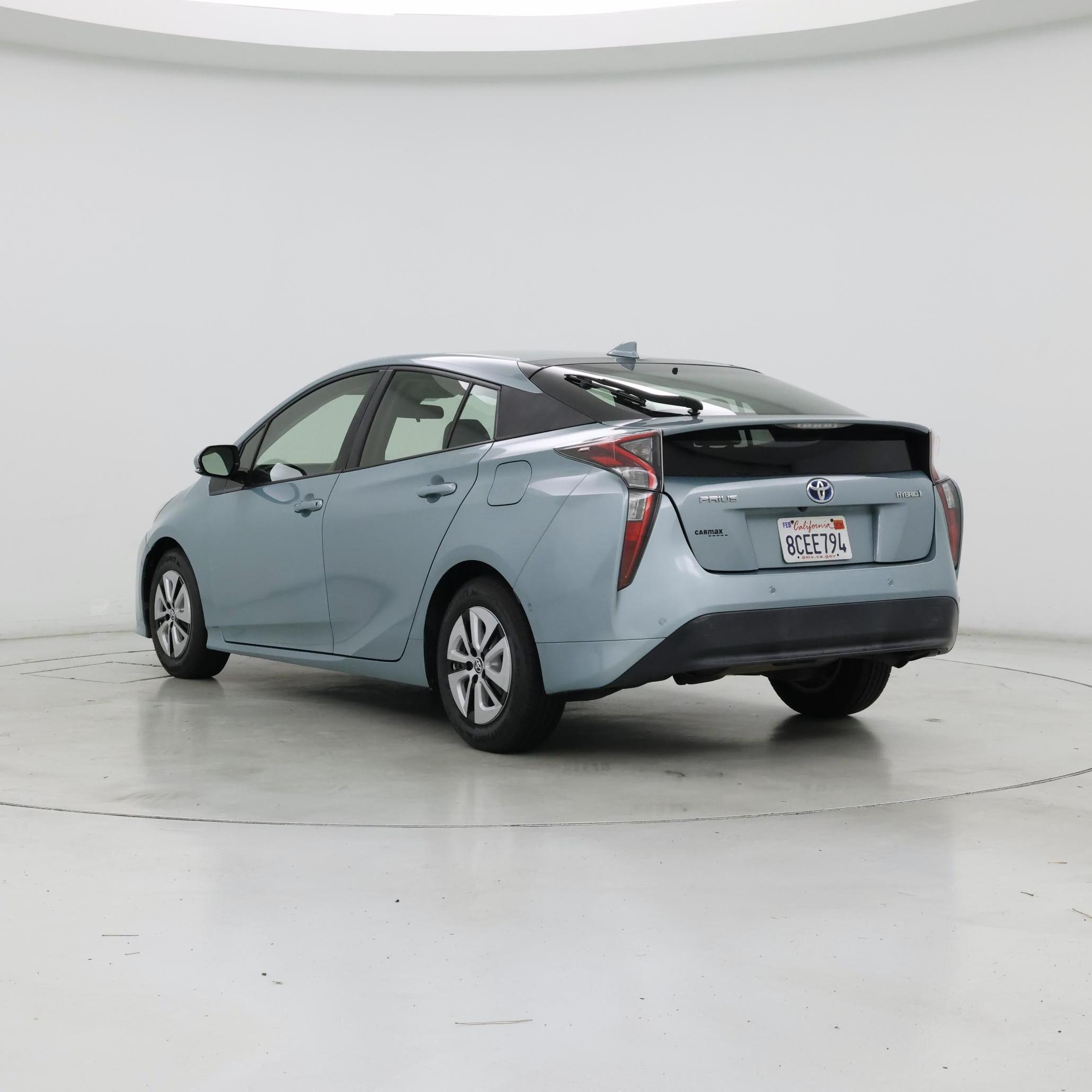 Thumbnail: 2018 Toyota Prius - 2