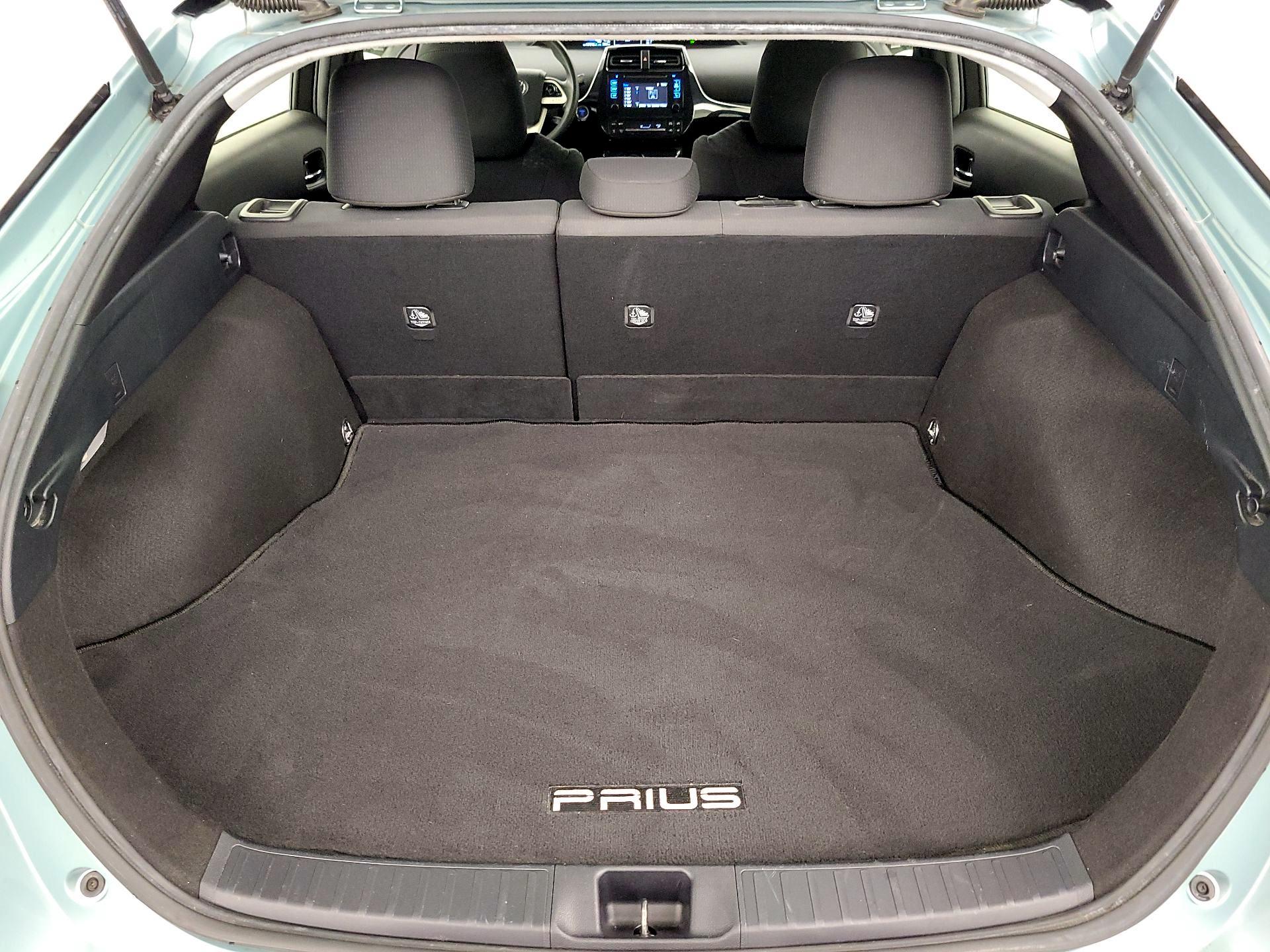 Thumbnail: 2018 Toyota Prius - 20