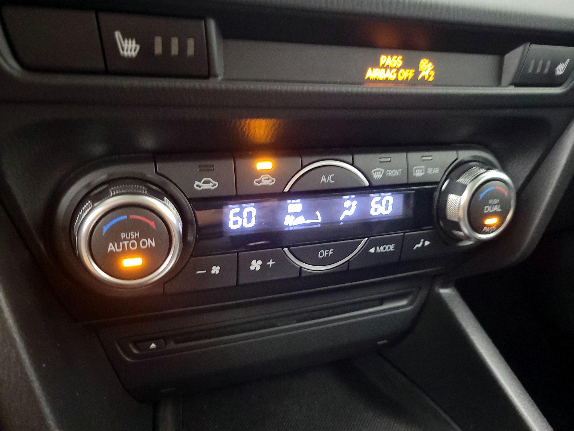 Thumbnail: 2015 Mazda Mazda3 - 17