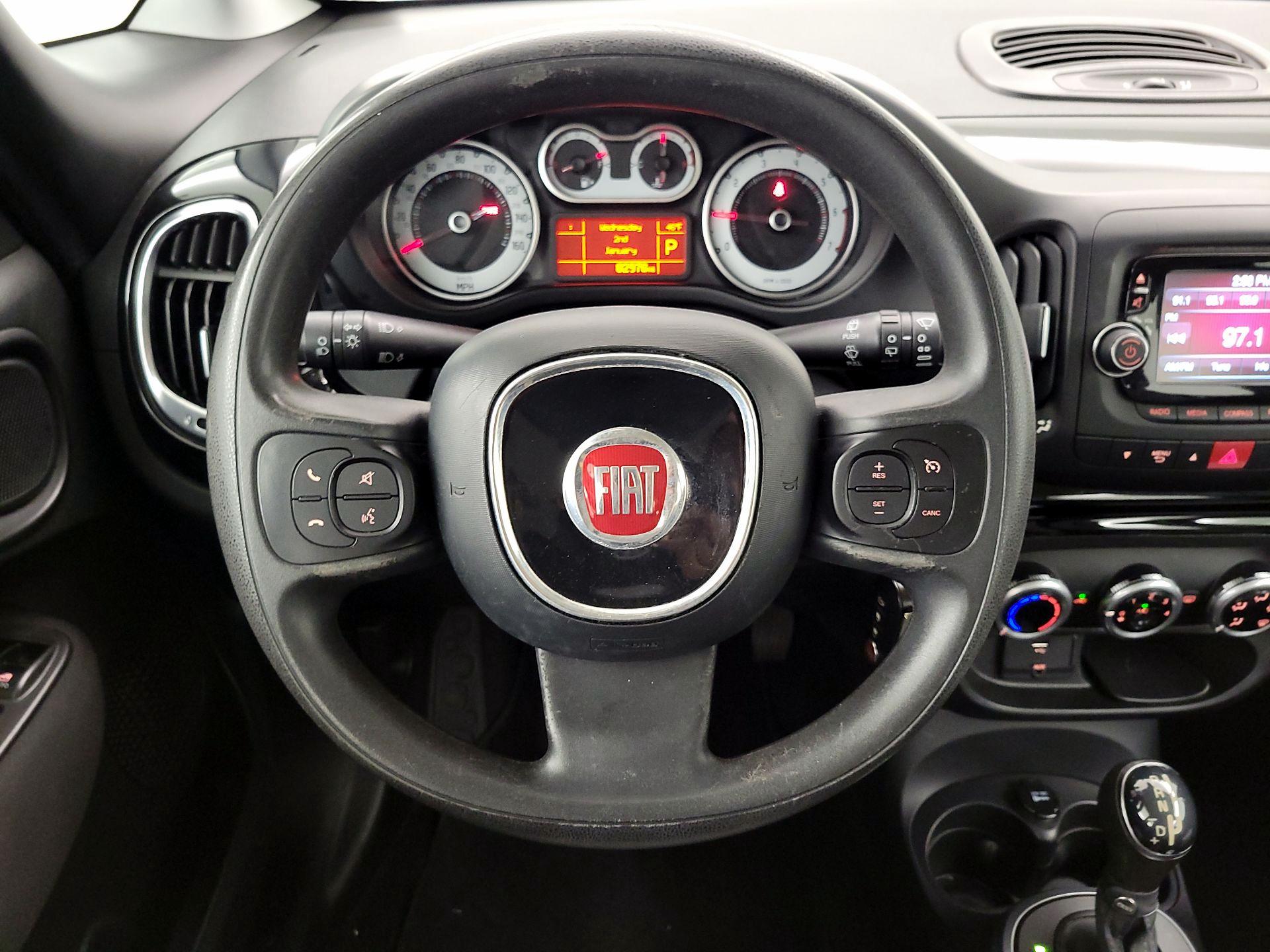 Thumbnail: 2014 Fiat 500L - 10