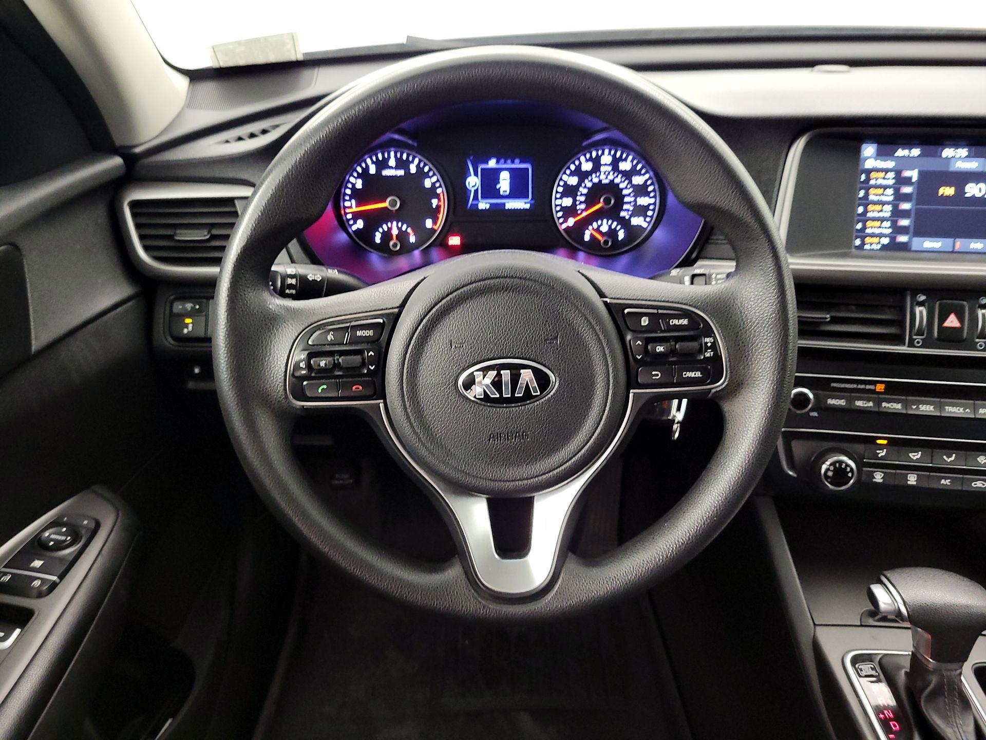 Thumbnail: 2018 Kia Optima - 10