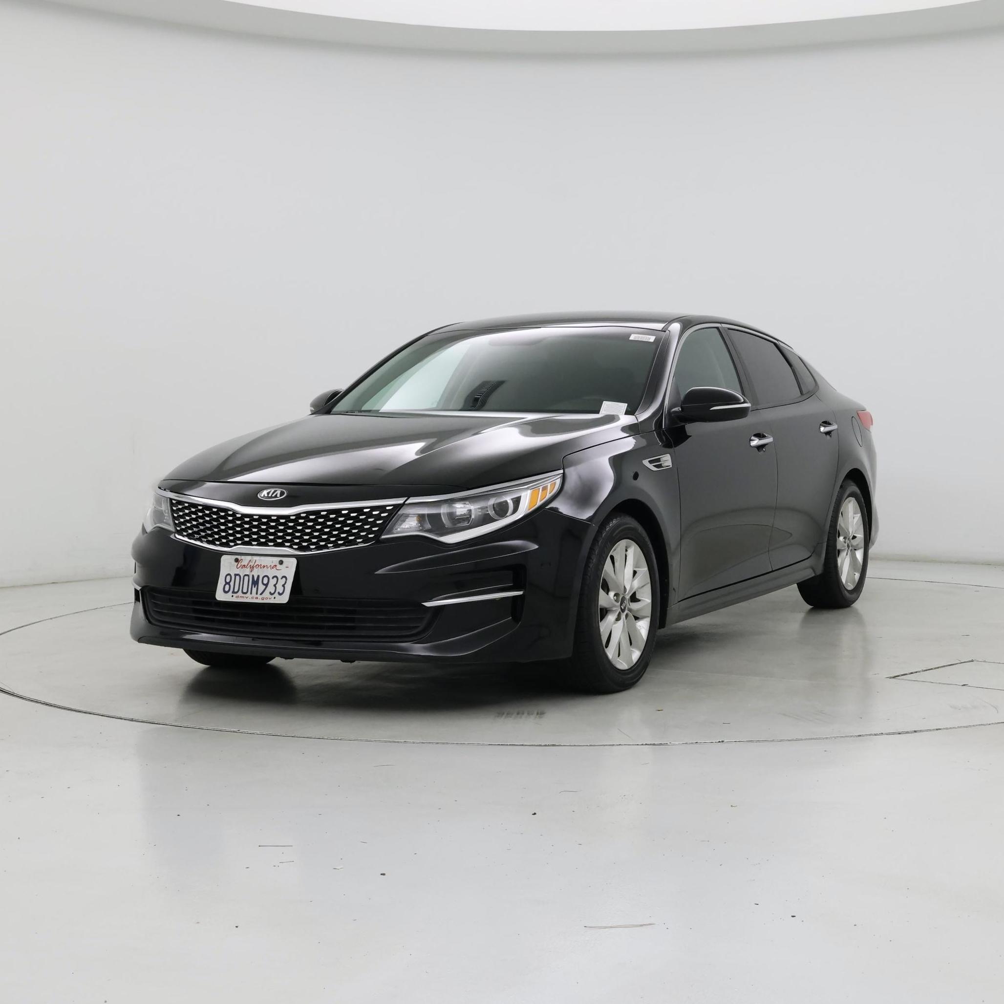 Thumbnail: 2018 Kia Optima - 4