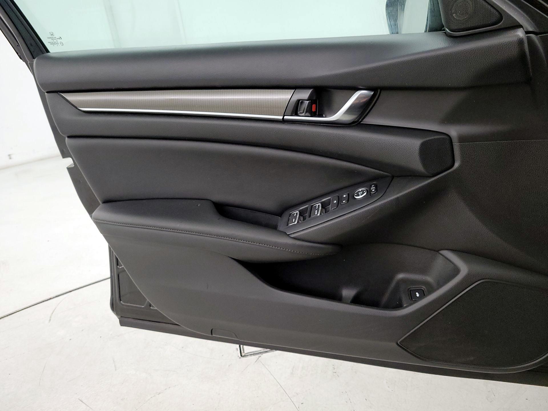 Thumbnail: 2020 Honda Accord - 12