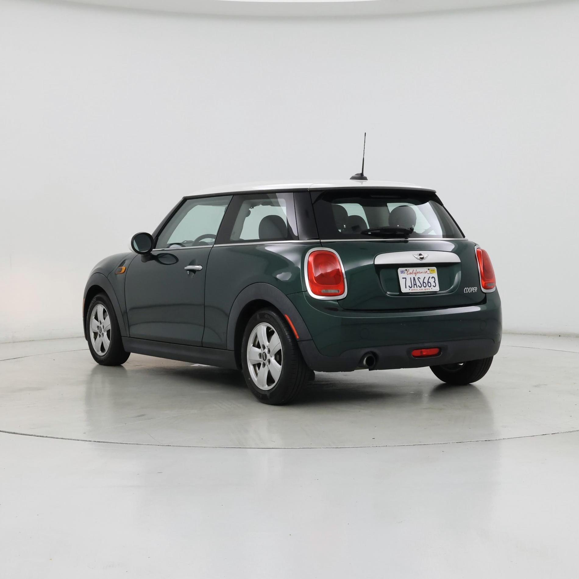 Thumbnail: 2015 MINI Cooper Hardtop - 2