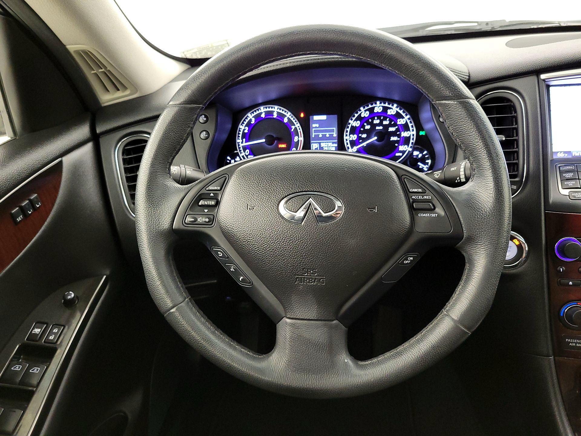 Thumbnail: 2016 INFINITI QX50 - 10