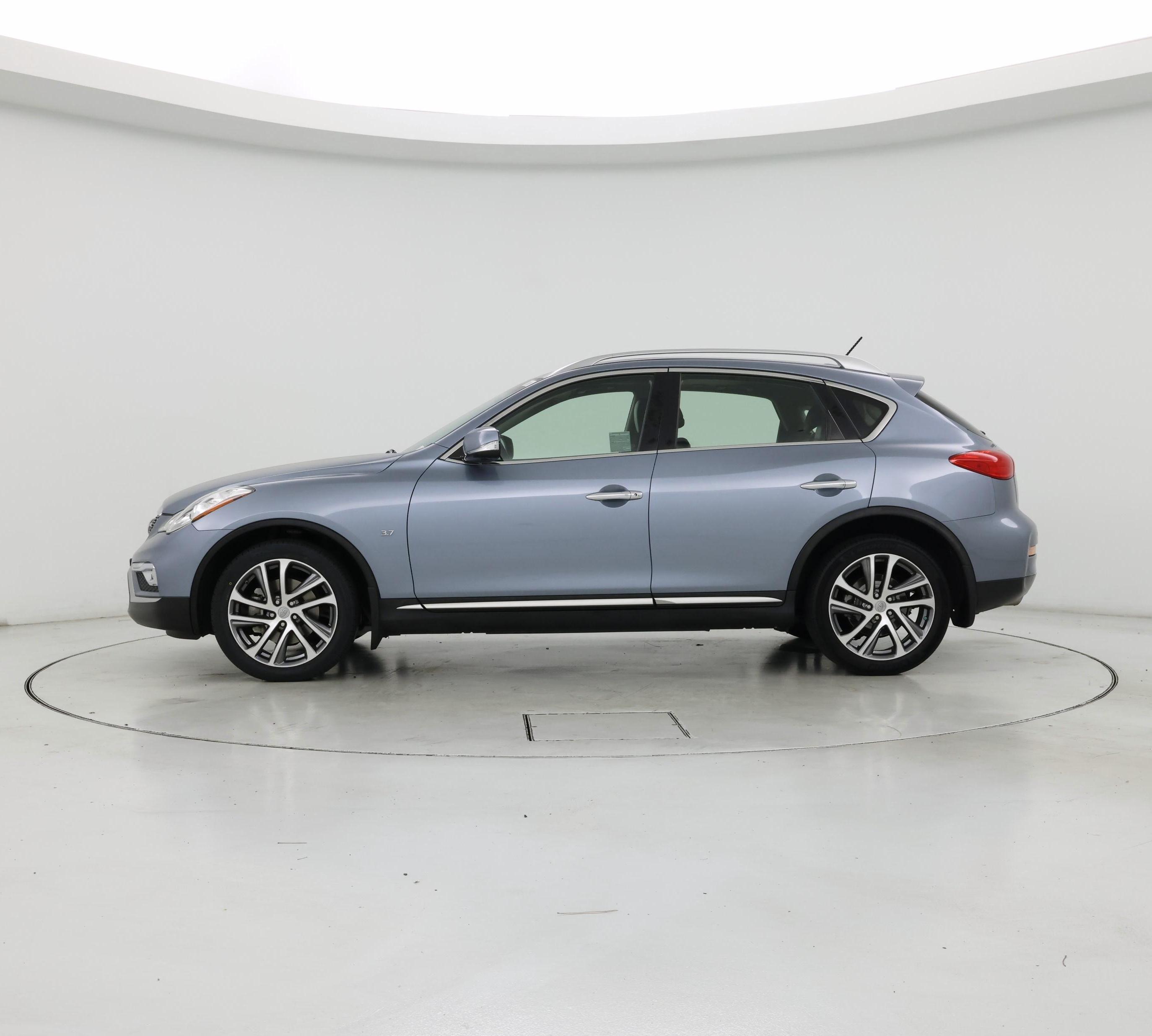 Thumbnail: 2016 INFINITI QX50 - 3