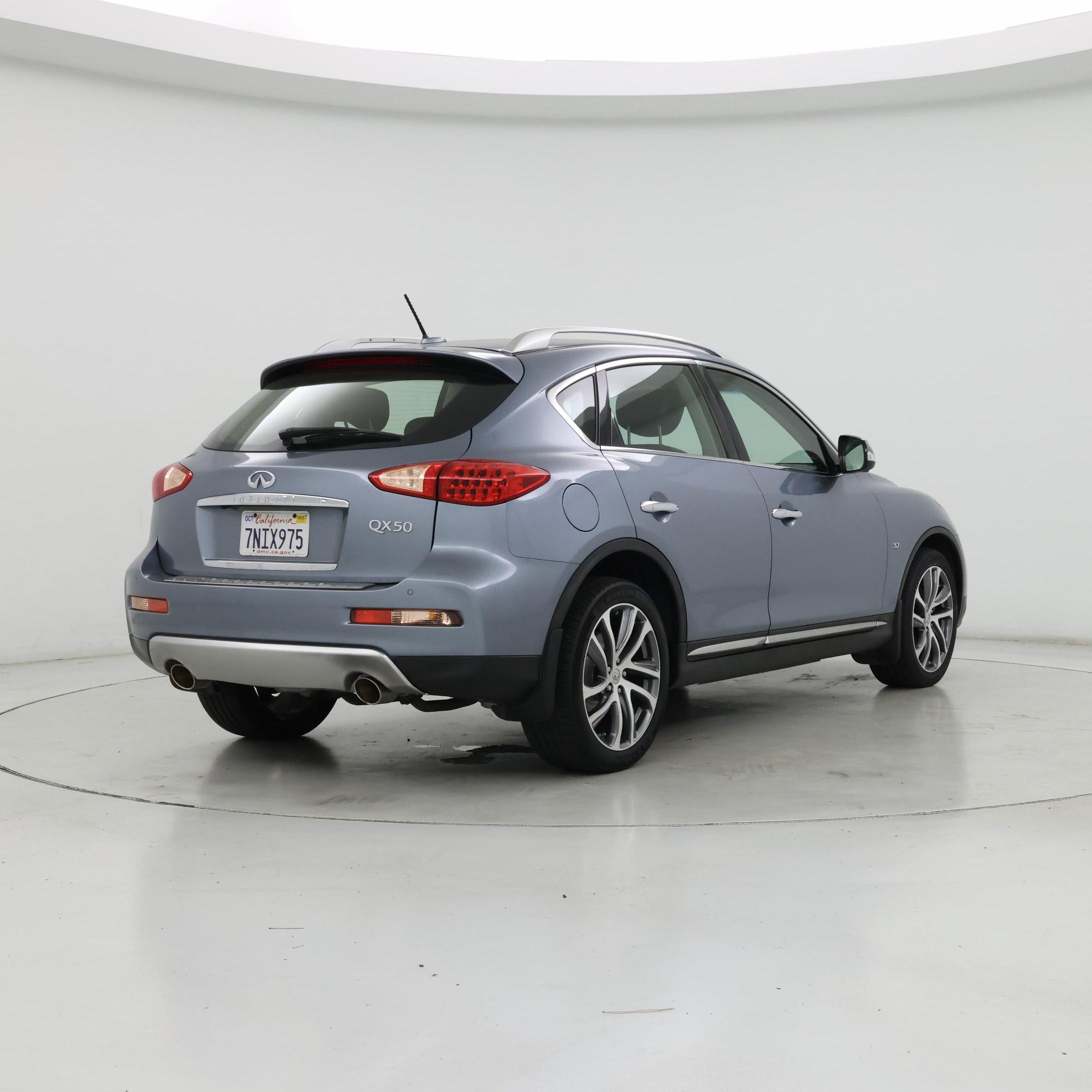 Thumbnail: 2016 INFINITI QX50 - 8