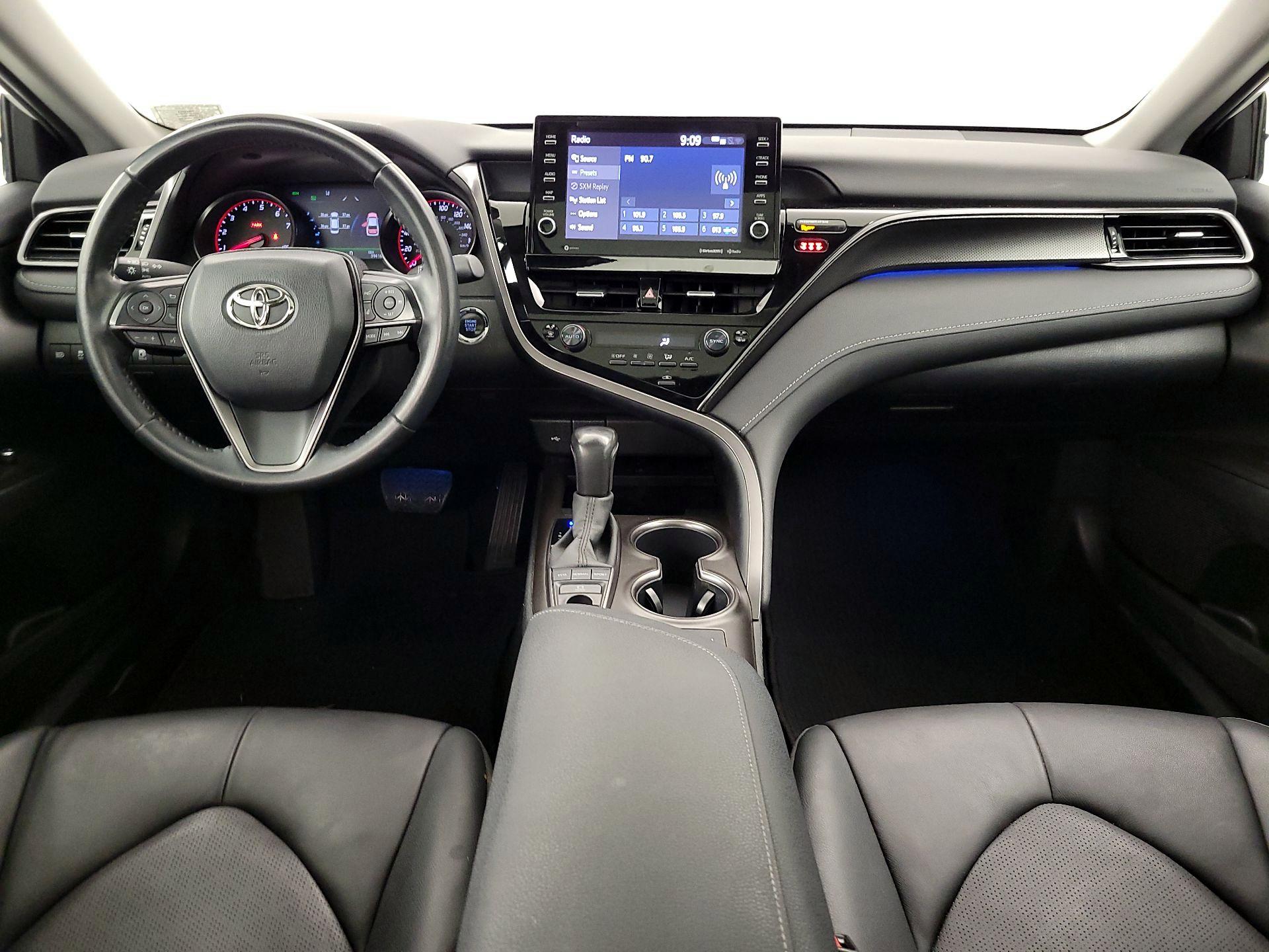 Thumbnail: 2022 Toyota Camry - 9