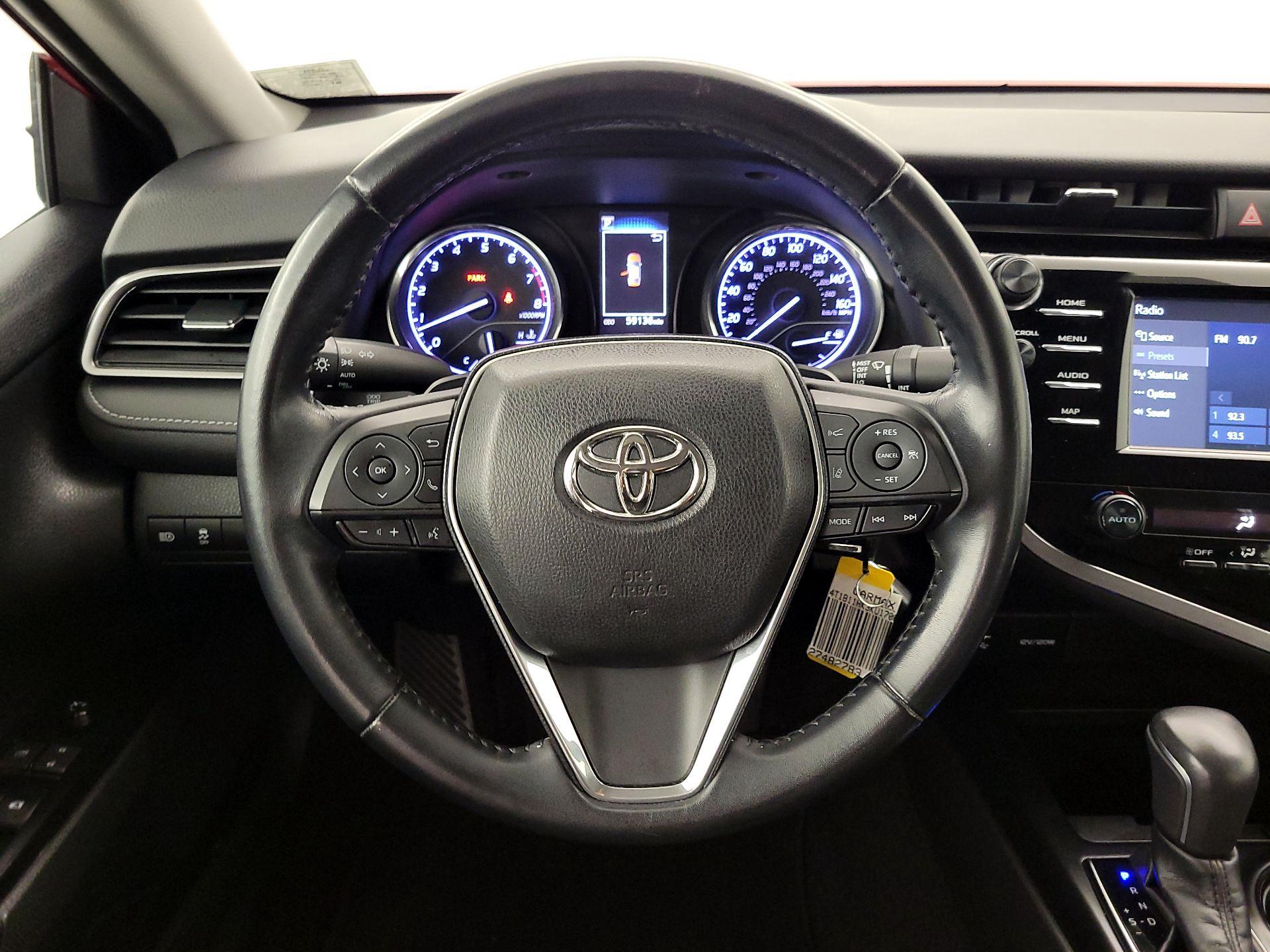 Thumbnail: 2019 Toyota Camry - 10