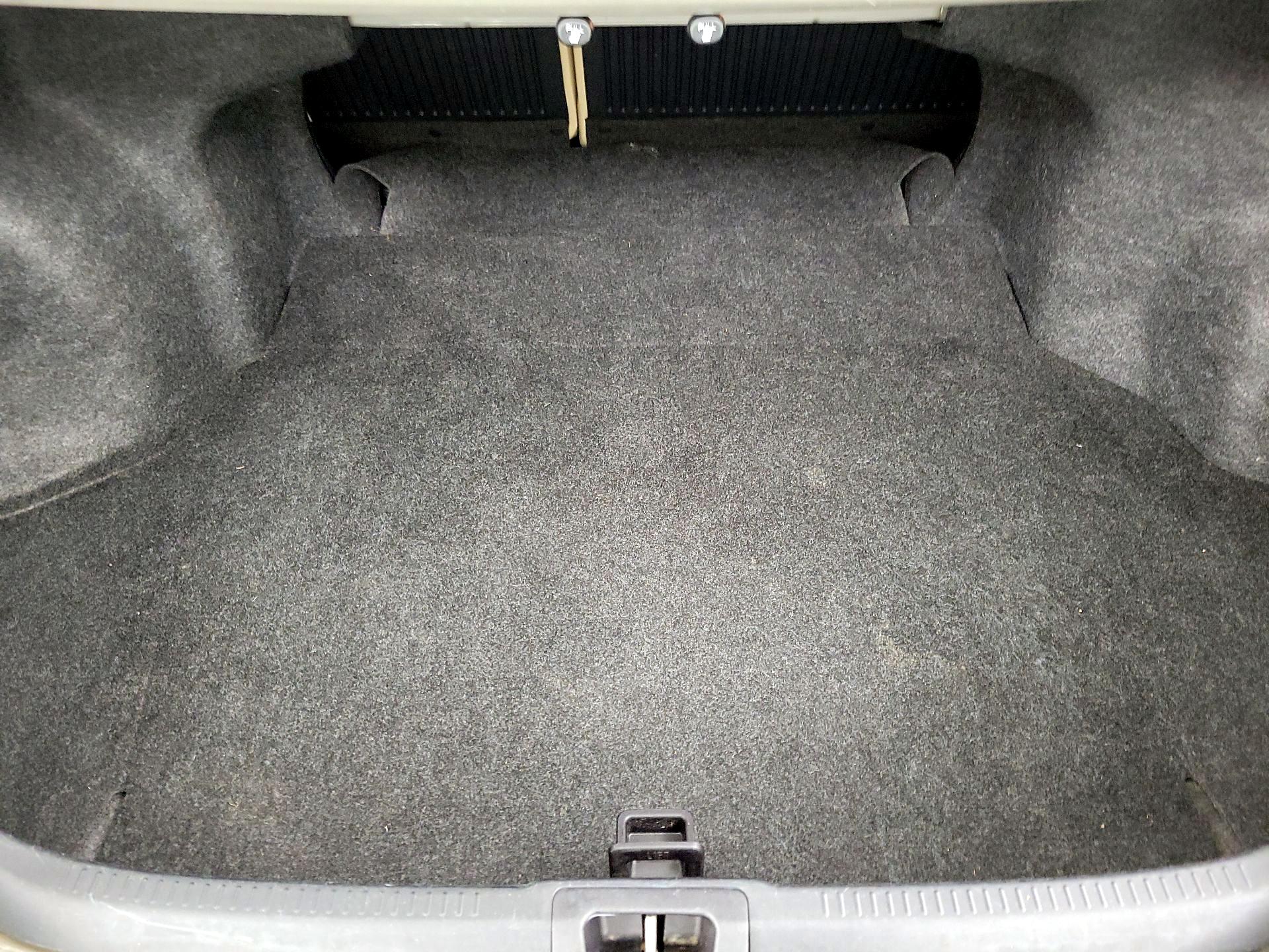 Thumbnail: 2015 Toyota Camry - 20