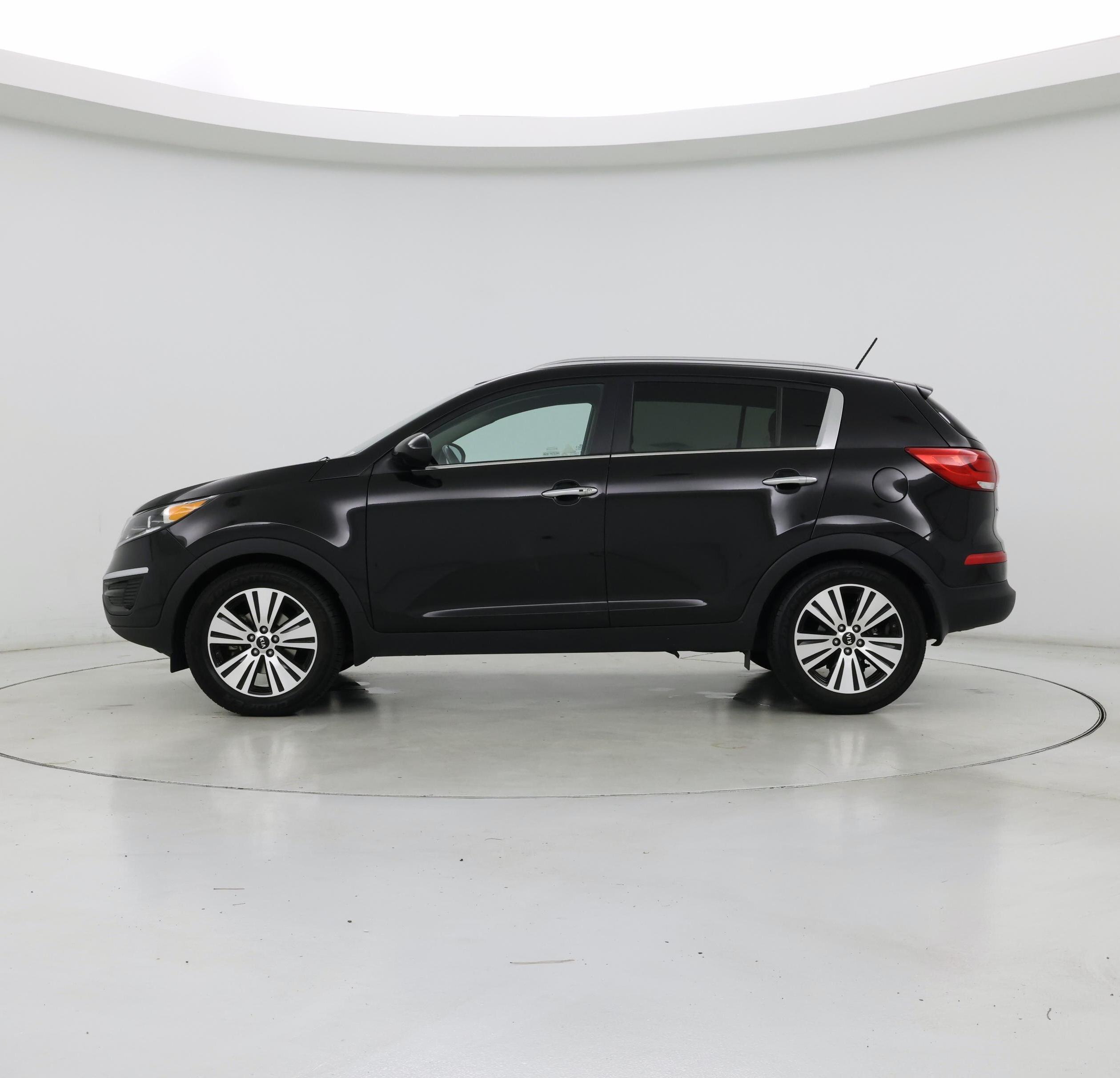 Thumbnail: 2016 Kia Sportage - 3