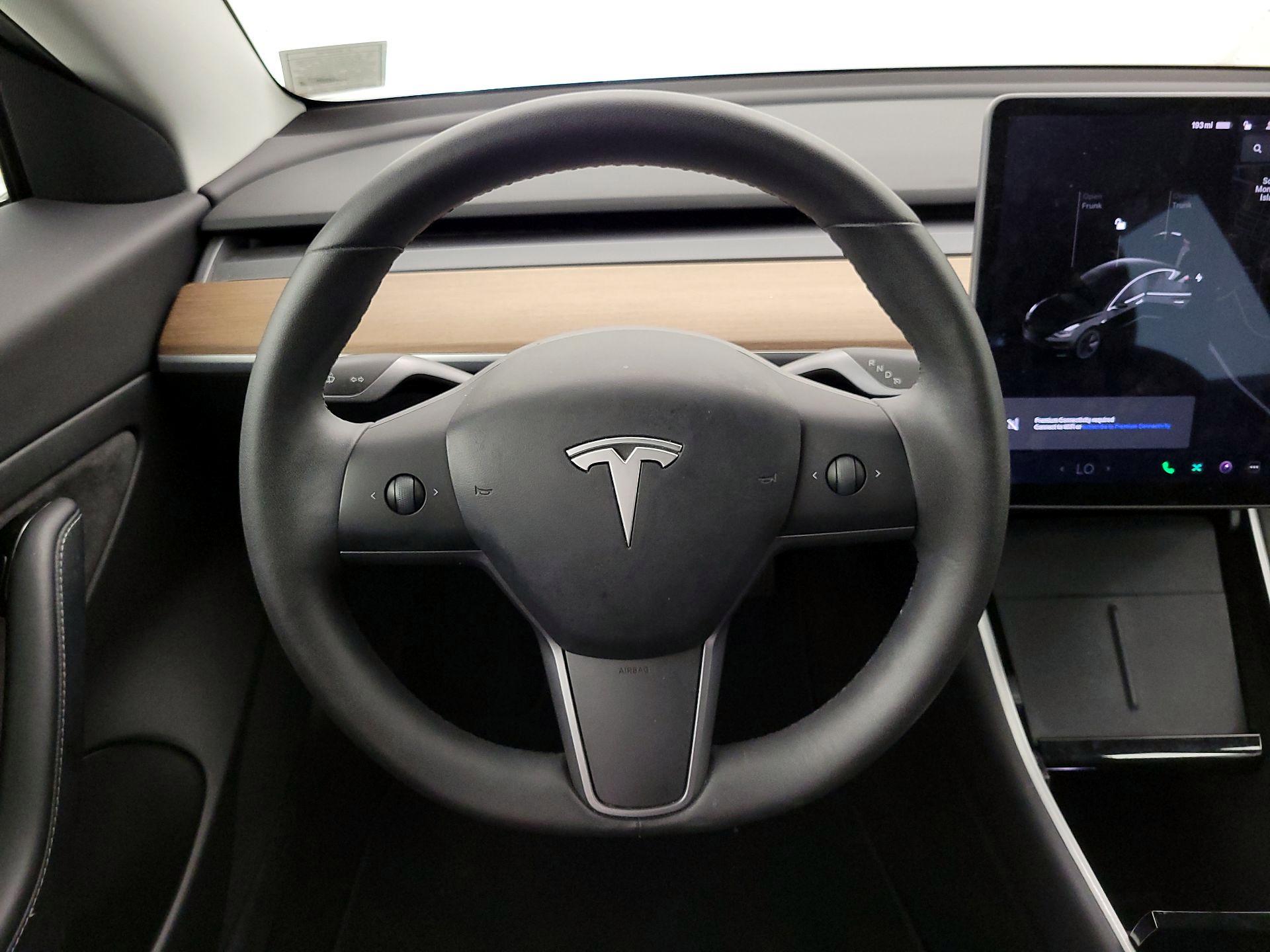 Thumbnail: 2020 Tesla Model 3 - 10
