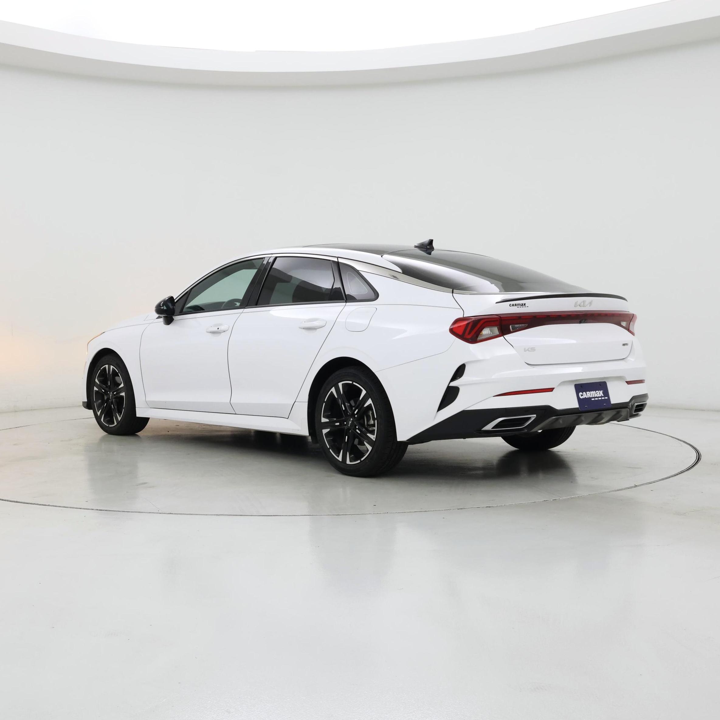 Thumbnail: 2023 Kia K5 - 2