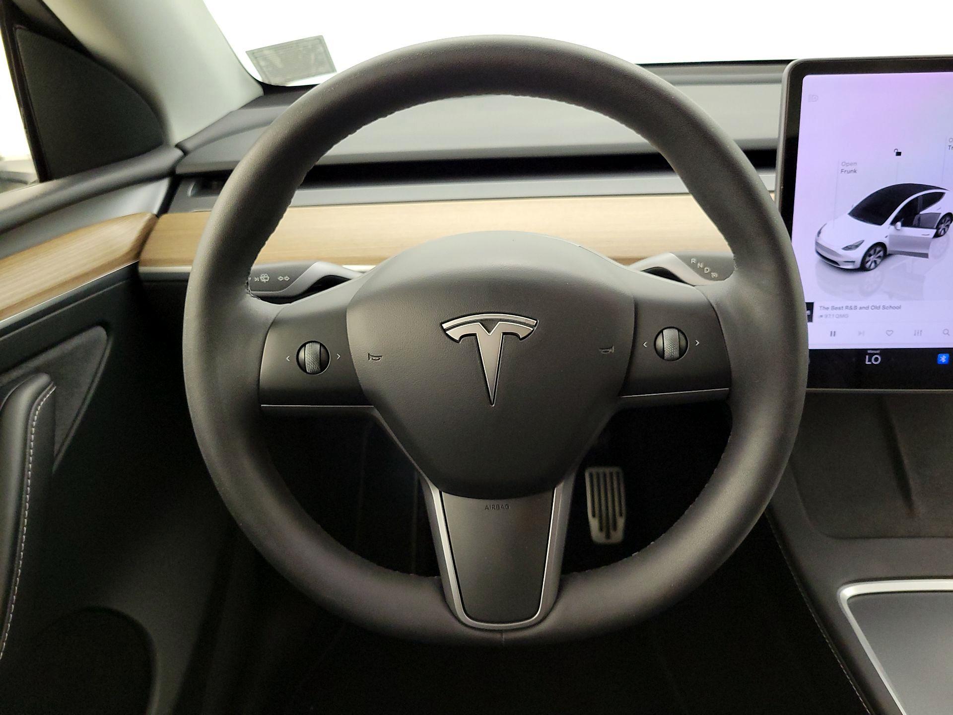 Thumbnail: 2022 Tesla Model Y - 10