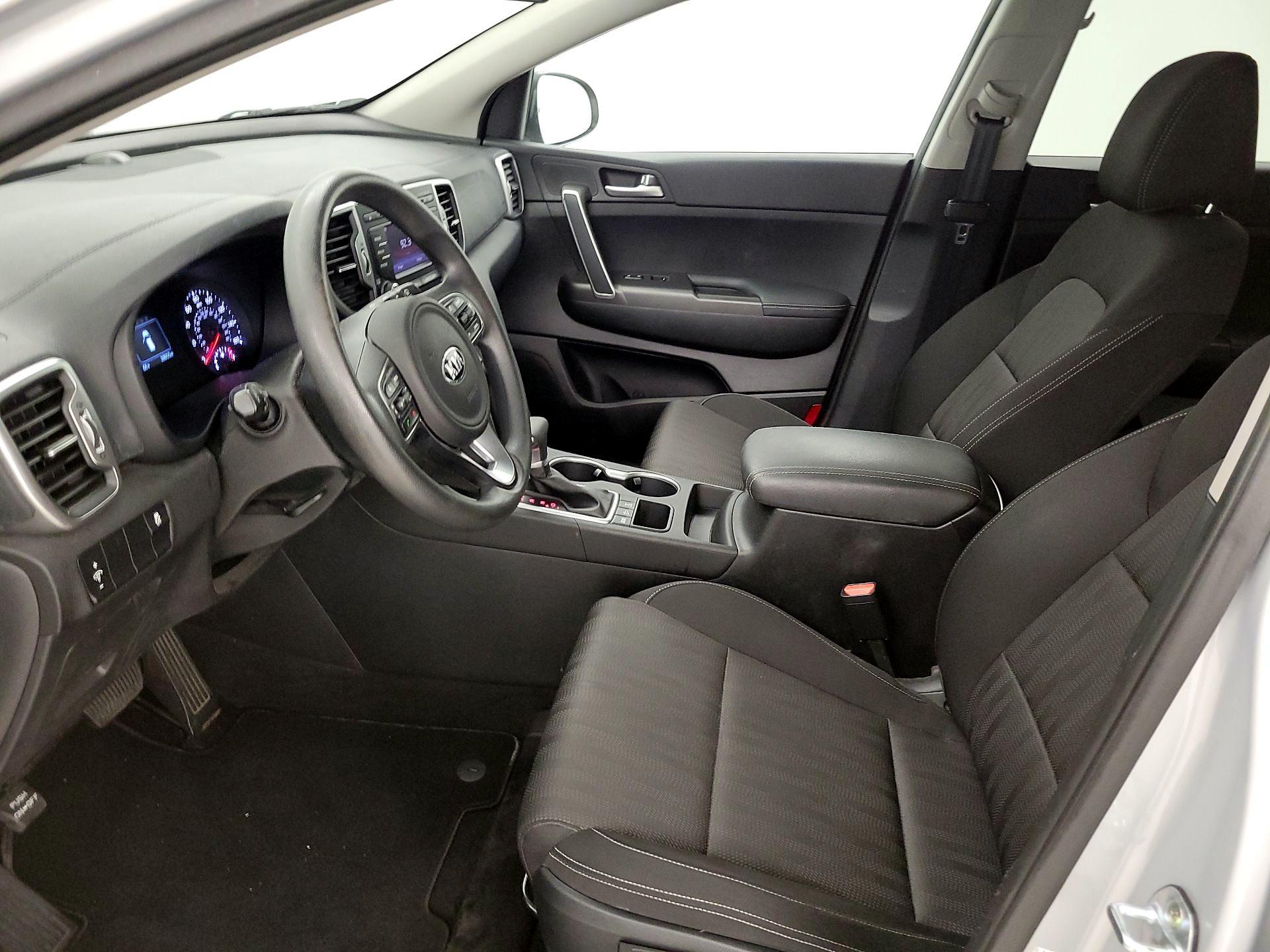 Thumbnail: 2017 Kia Sportage - 11