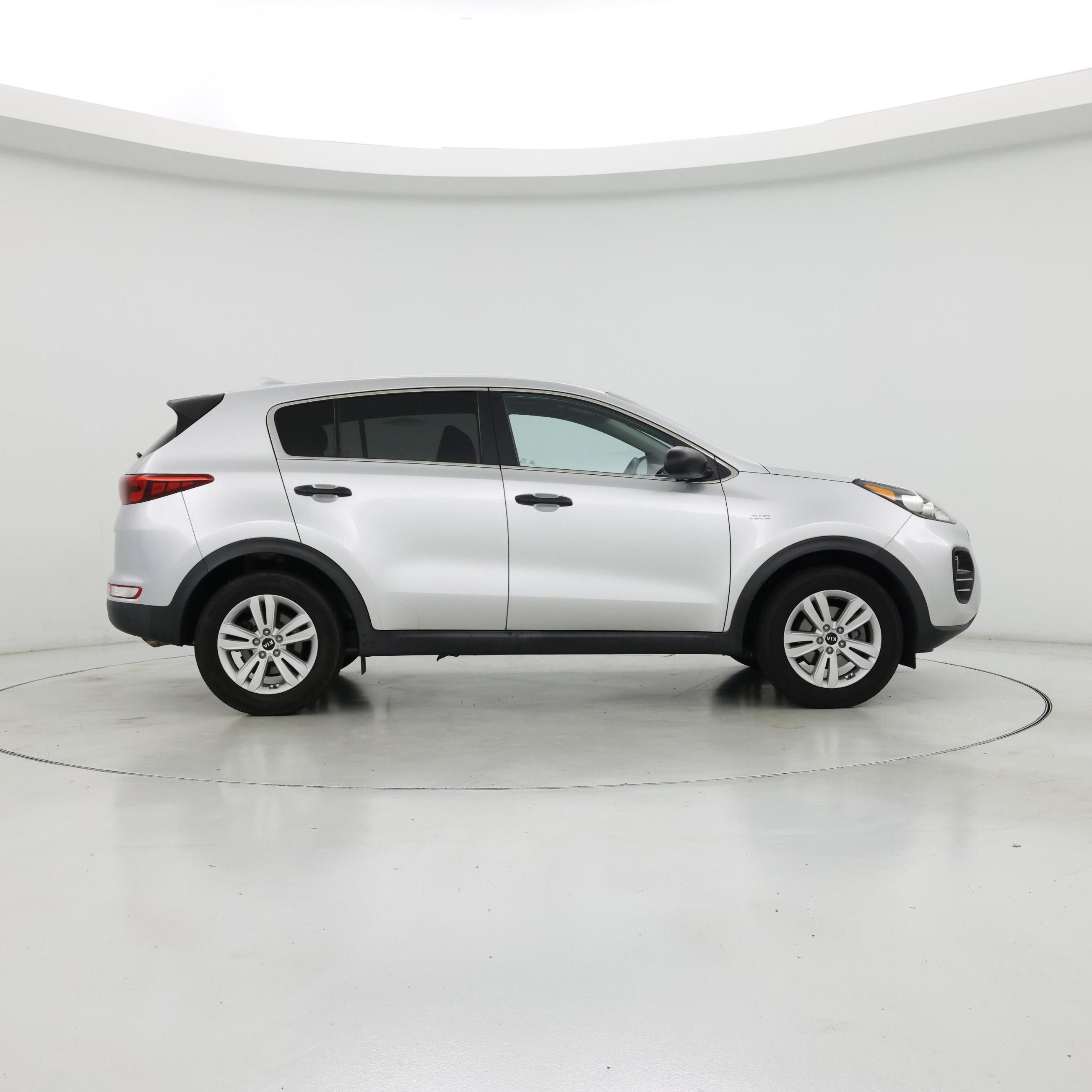 Thumbnail: 2017 Kia Sportage - 7