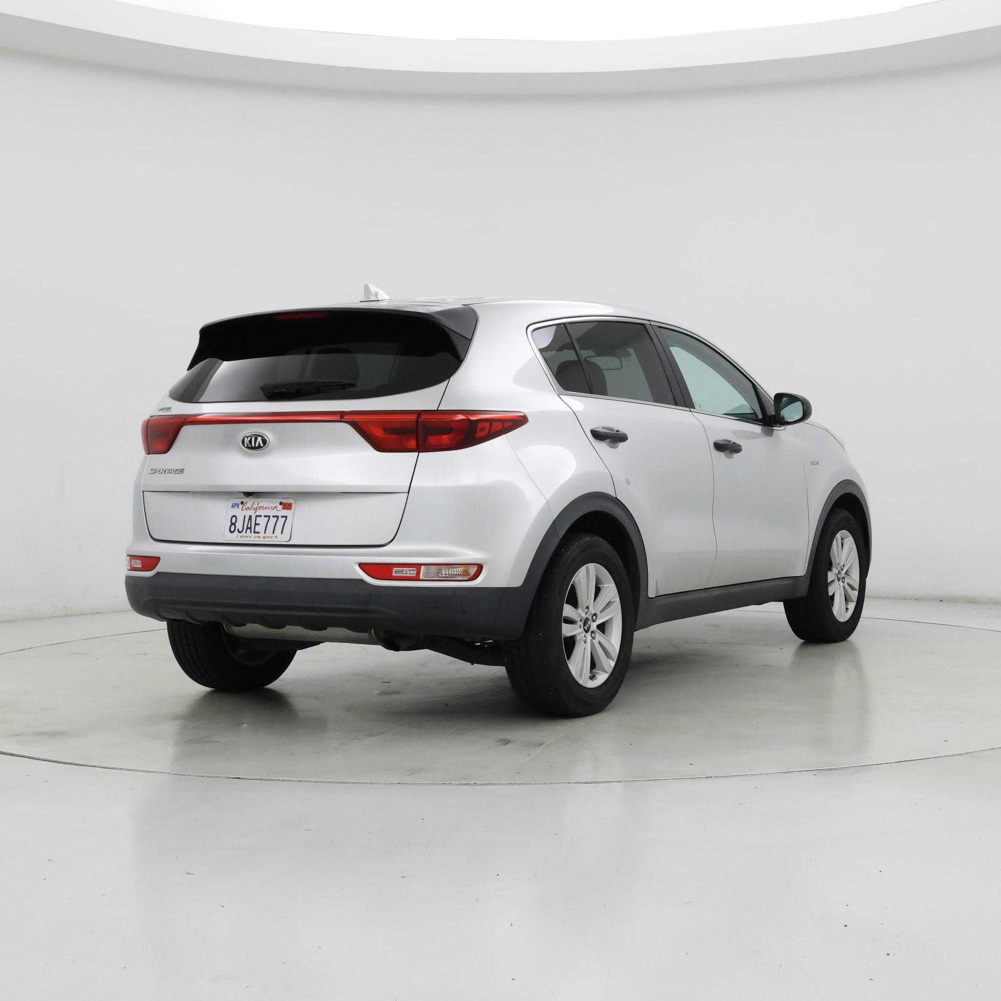 Thumbnail: 2017 Kia Sportage - 8