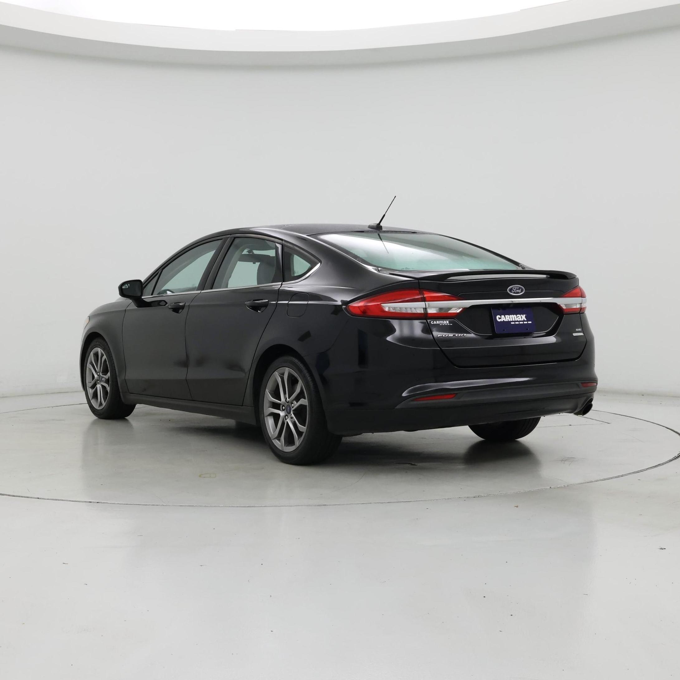 Thumbnail: 2017 Ford Fusion - 2