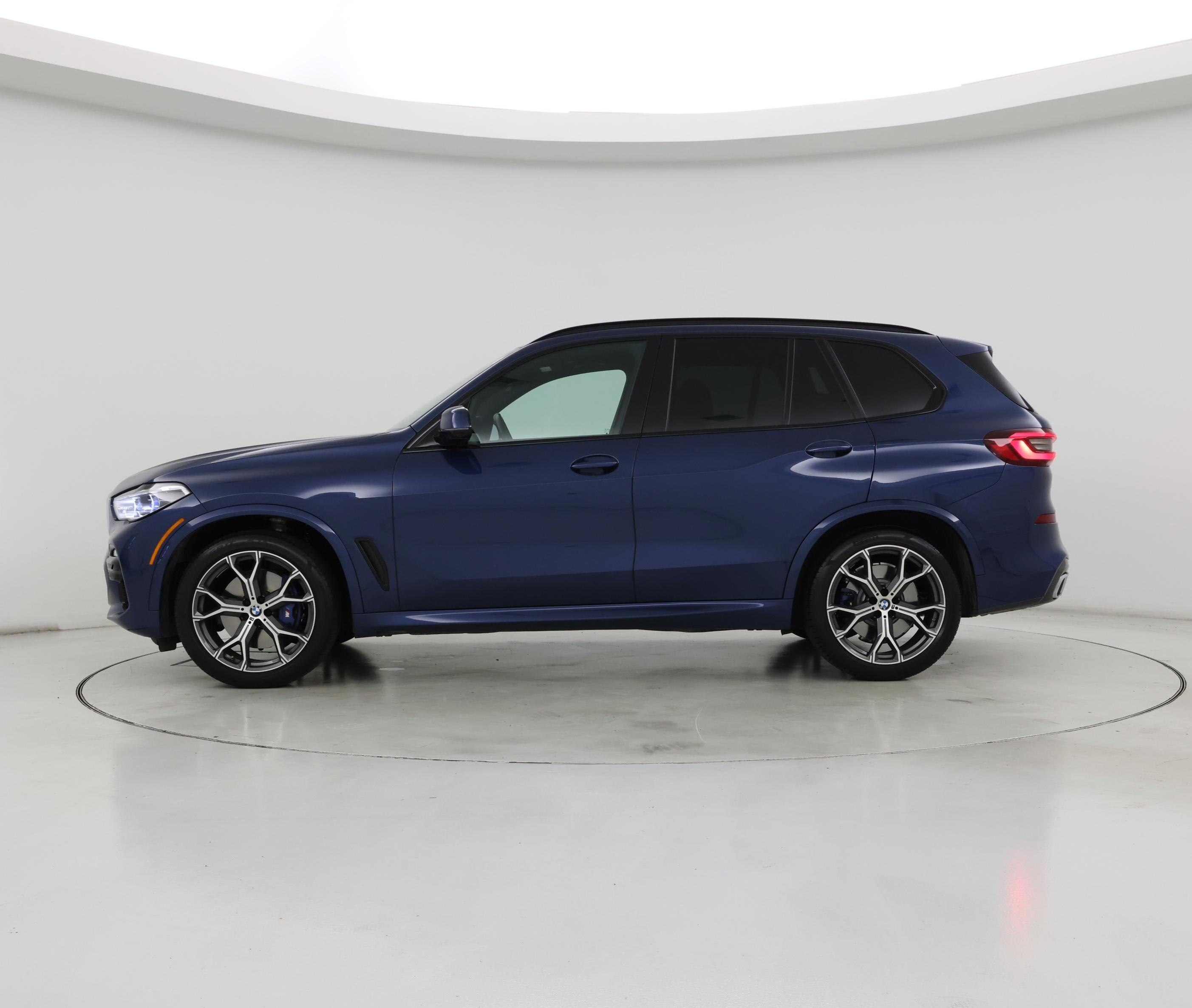 Thumbnail: 2021 BMW X5 - 3