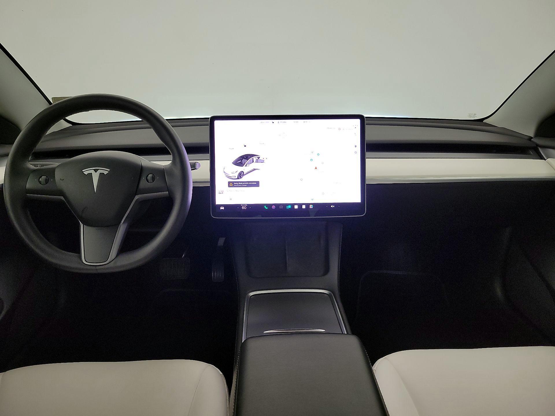Thumbnail: 2022 Tesla Model 3 - 9