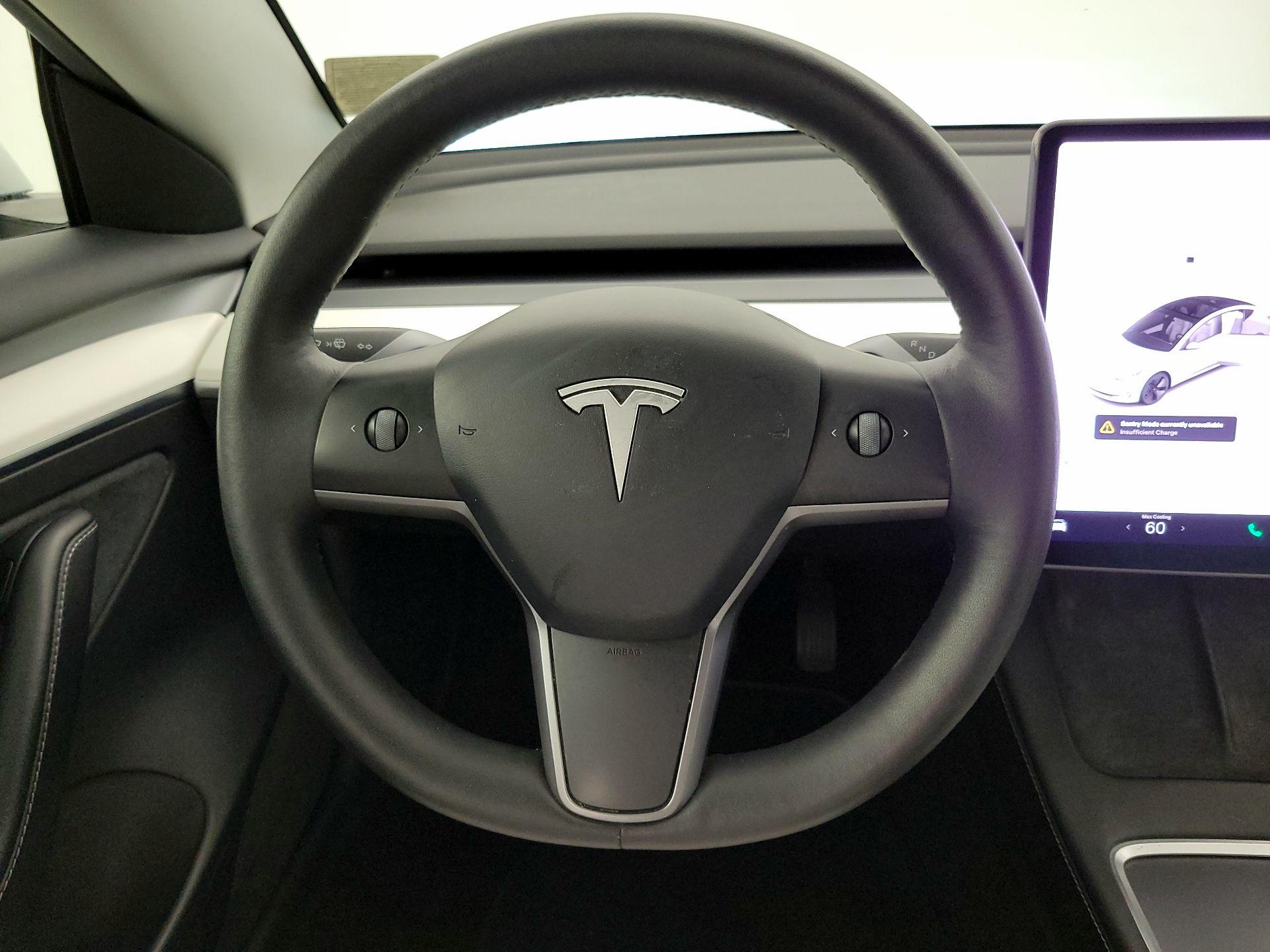 Thumbnail: 2022 Tesla Model 3 - 10