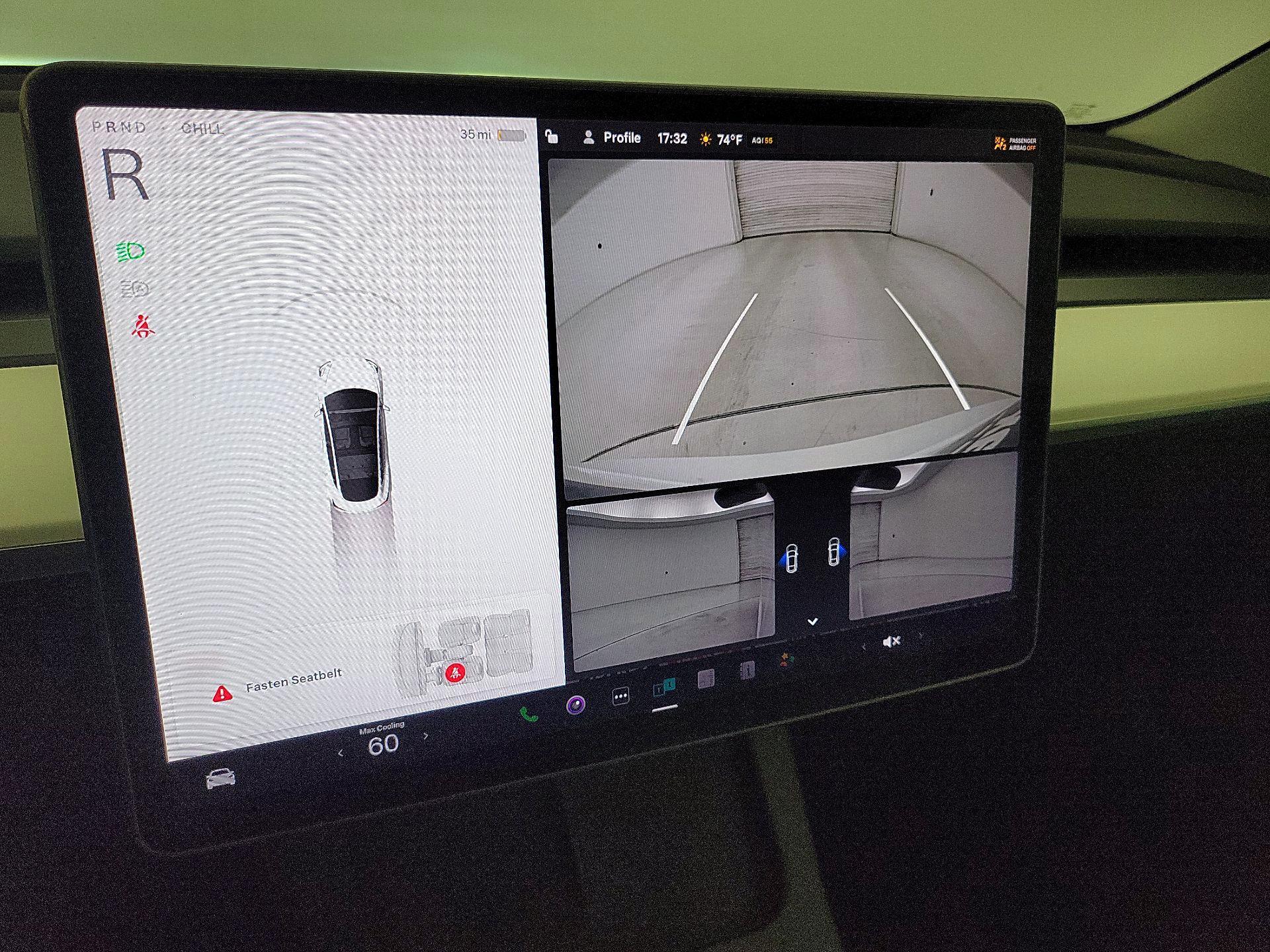Thumbnail: 2022 Tesla Model 3 - 14
