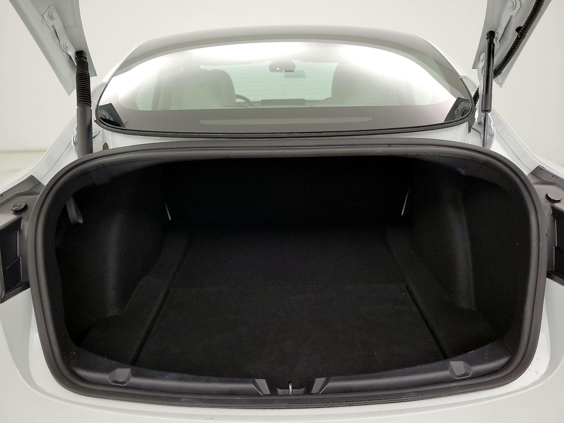 Thumbnail: 2022 Tesla Model 3 - 20