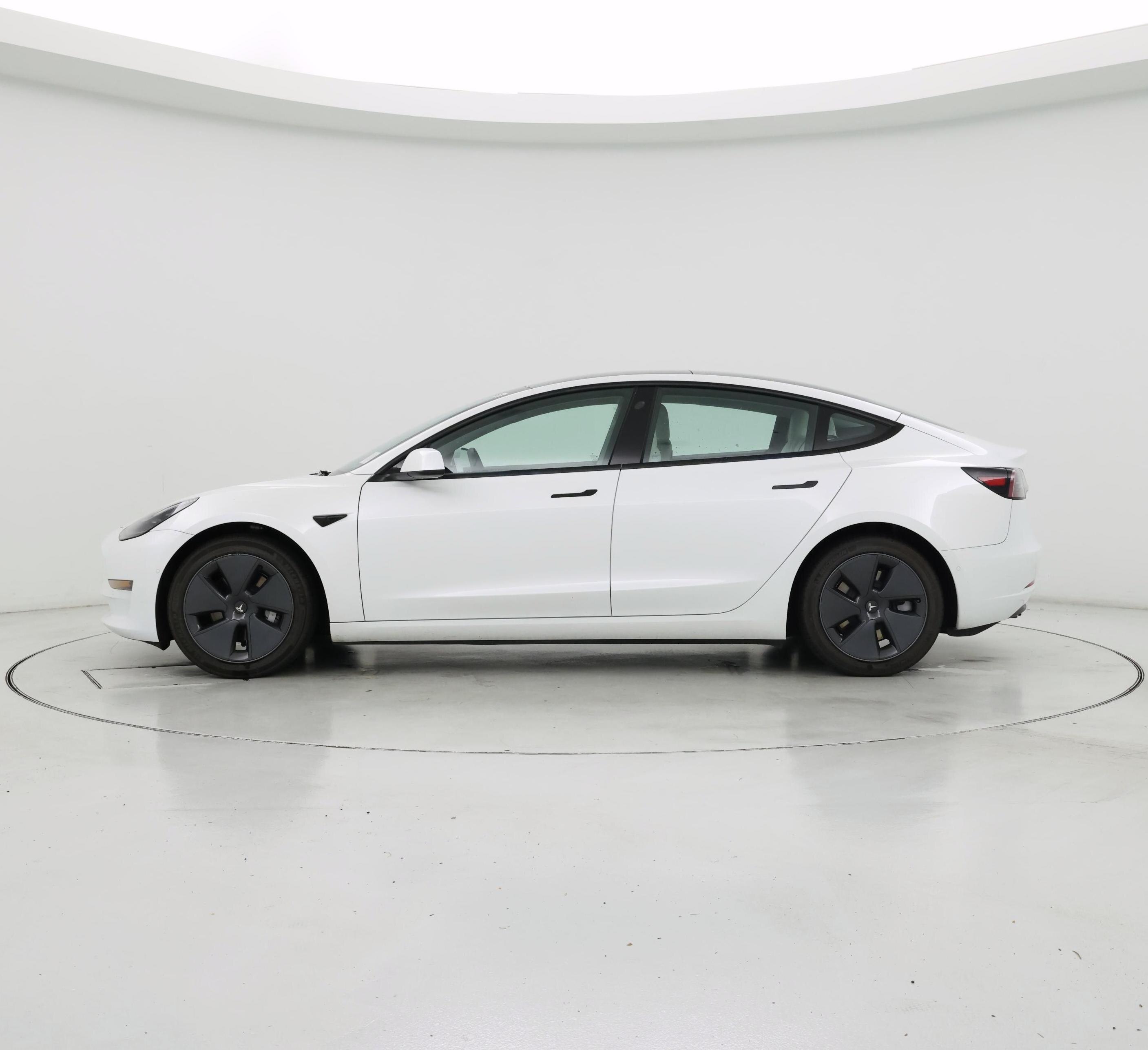 Thumbnail: 2022 Tesla Model 3 - 3