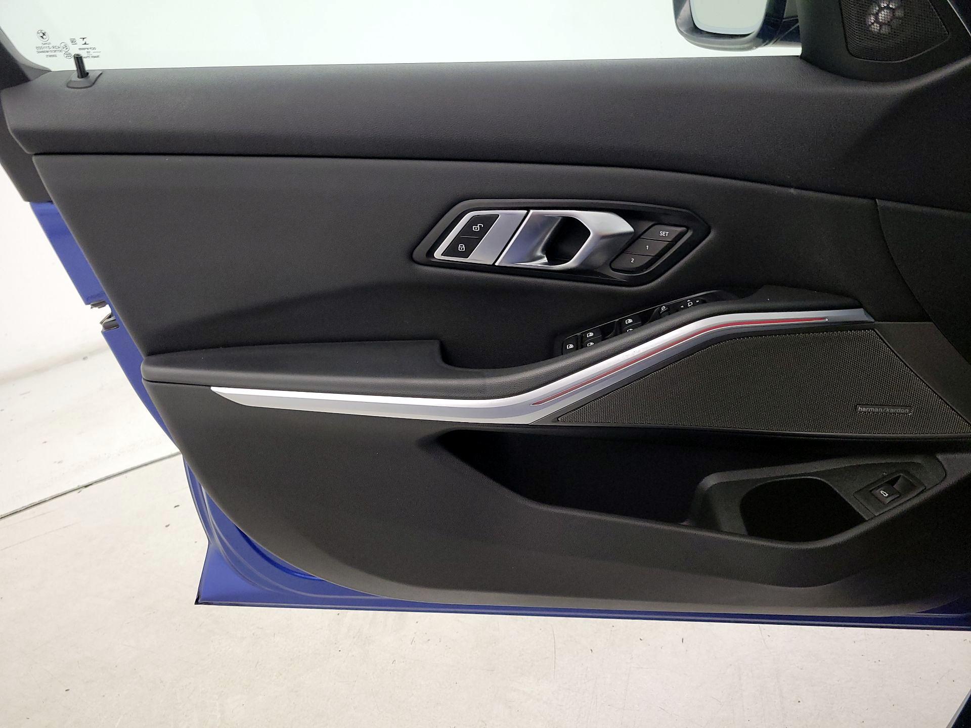 Thumbnail: 2020 BMW 3 Series - 12