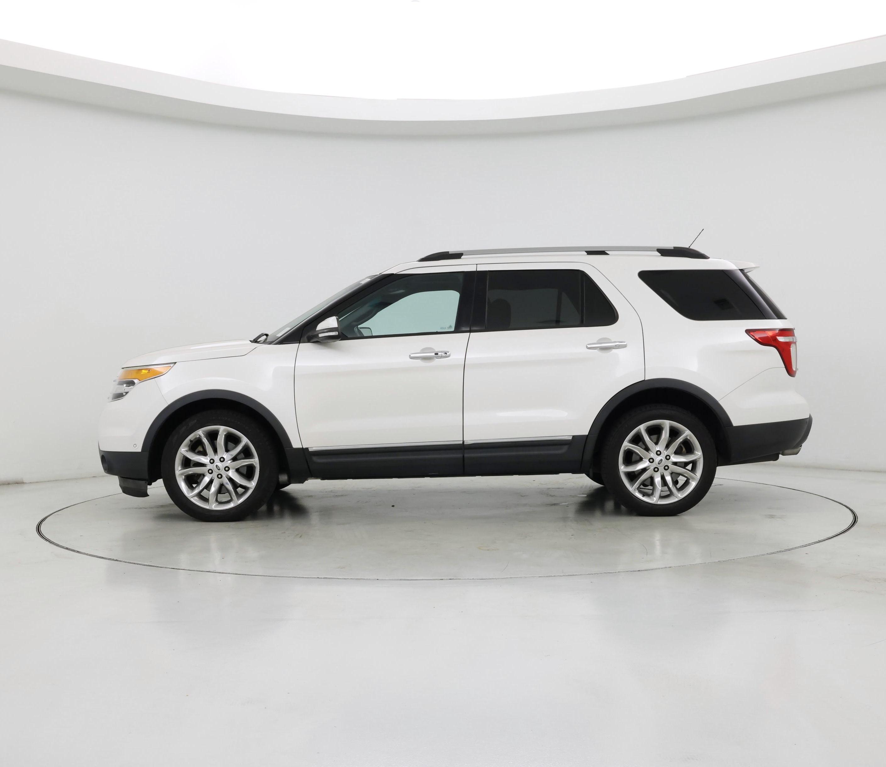 Thumbnail: 2014 Ford Explorer - 3