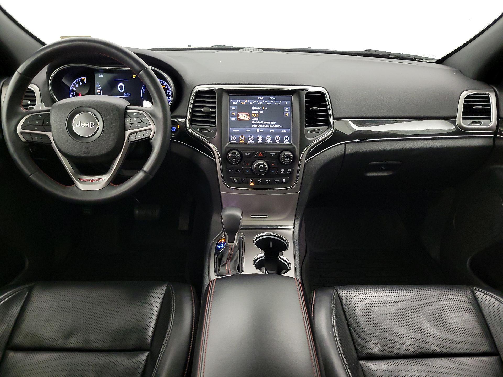 Thumbnail: 2018 Jeep Grand Cherokee - 9