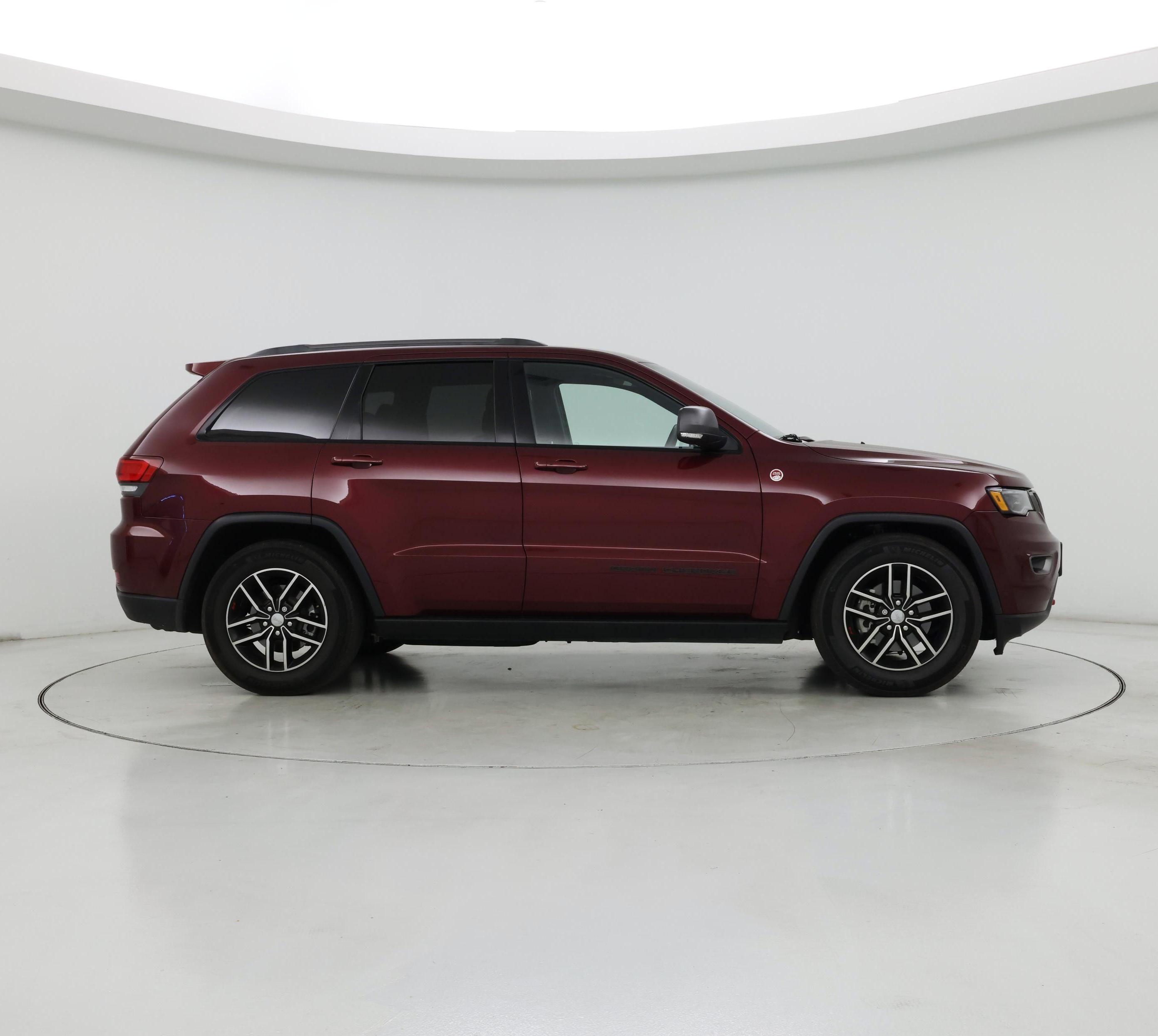 Thumbnail: 2018 Jeep Grand Cherokee - 7