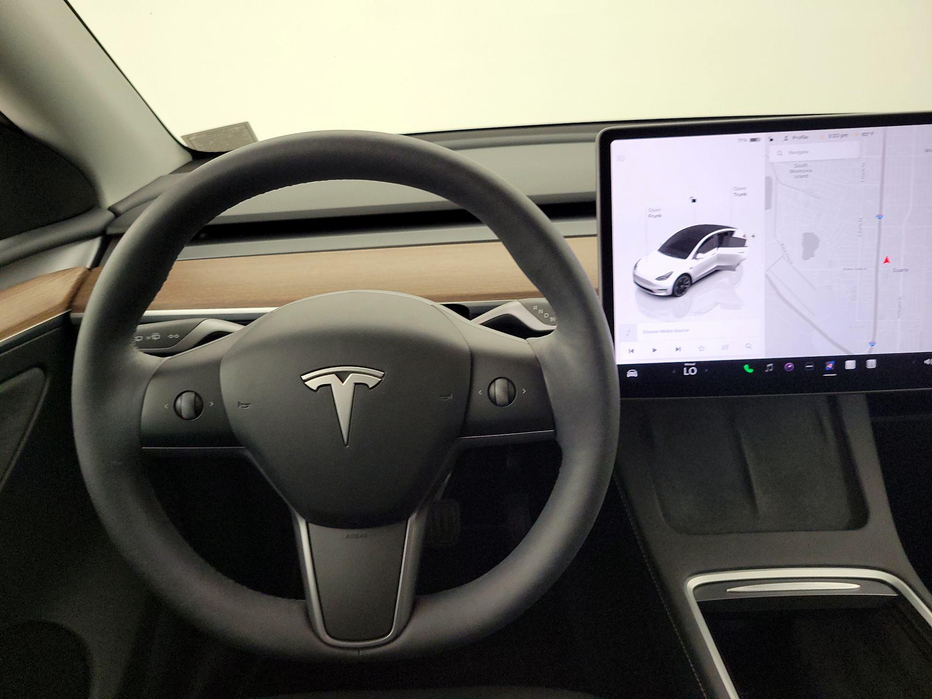 Thumbnail: 2024 Tesla Model Y - 10