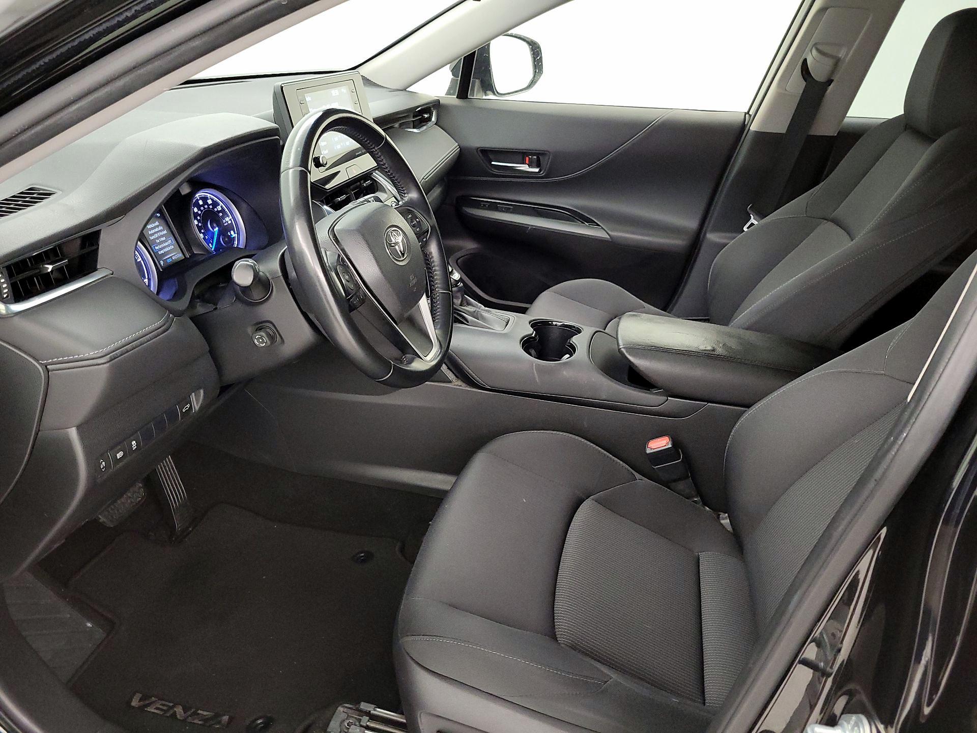 Thumbnail: 2021 Toyota Venza - 11