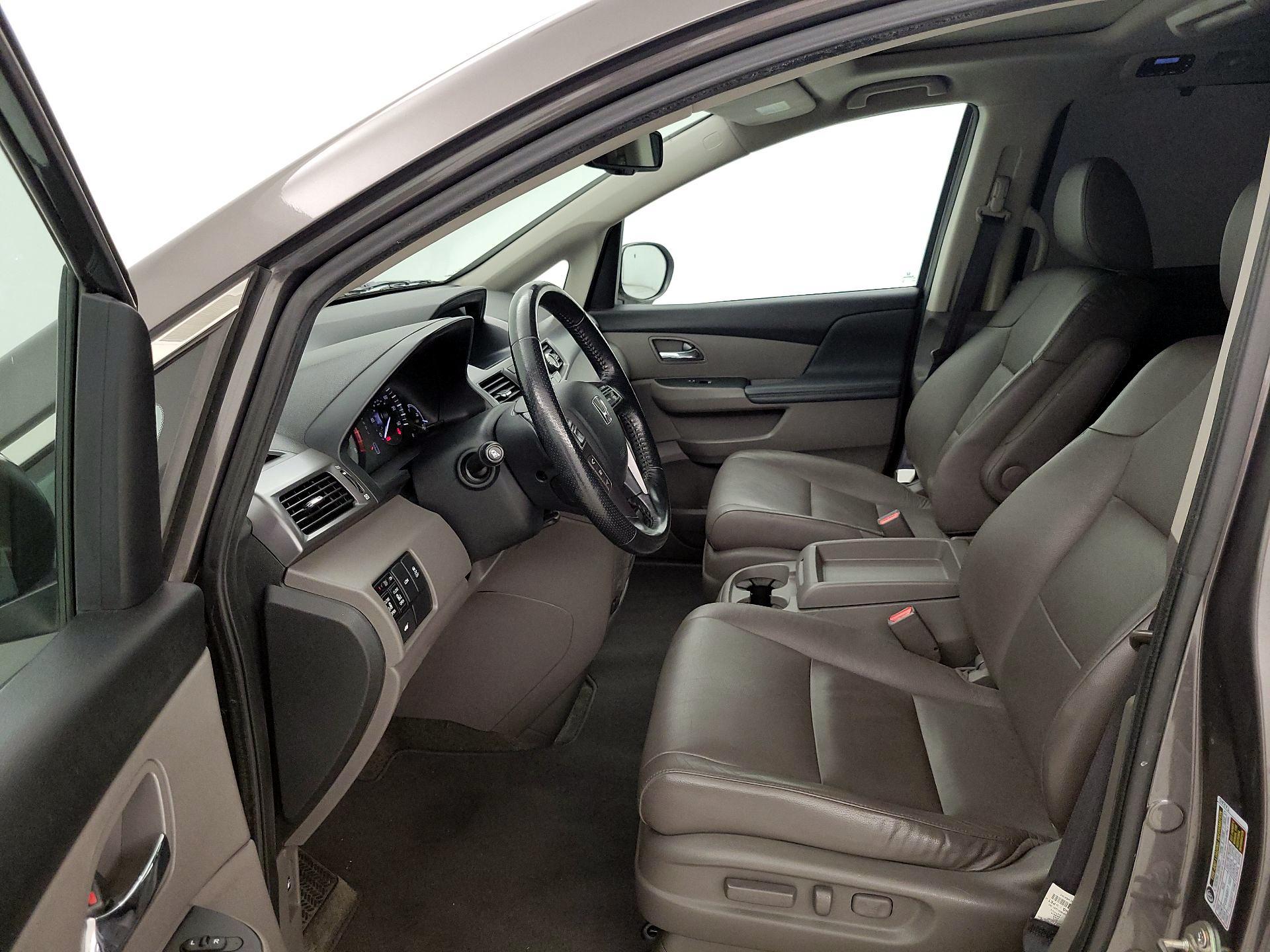 Thumbnail: 2014 Honda Odyssey - 11