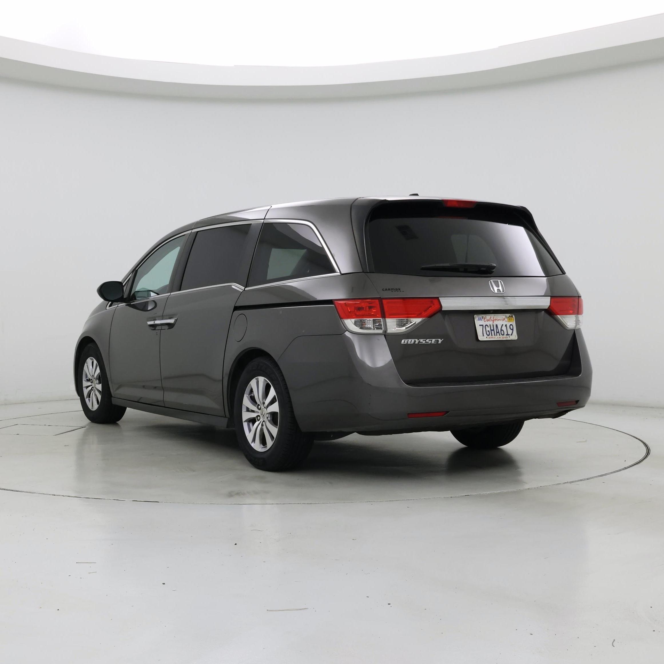 Thumbnail: 2014 Honda Odyssey - 2