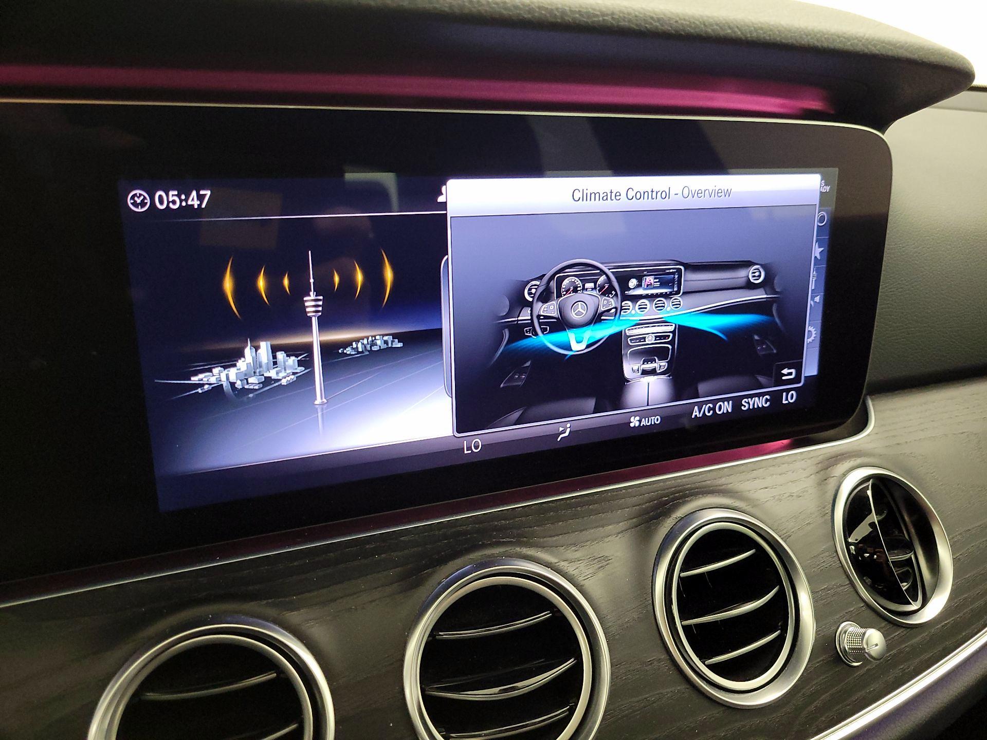 Thumbnail: 2020 Mercedes-Benz E-Class - 17