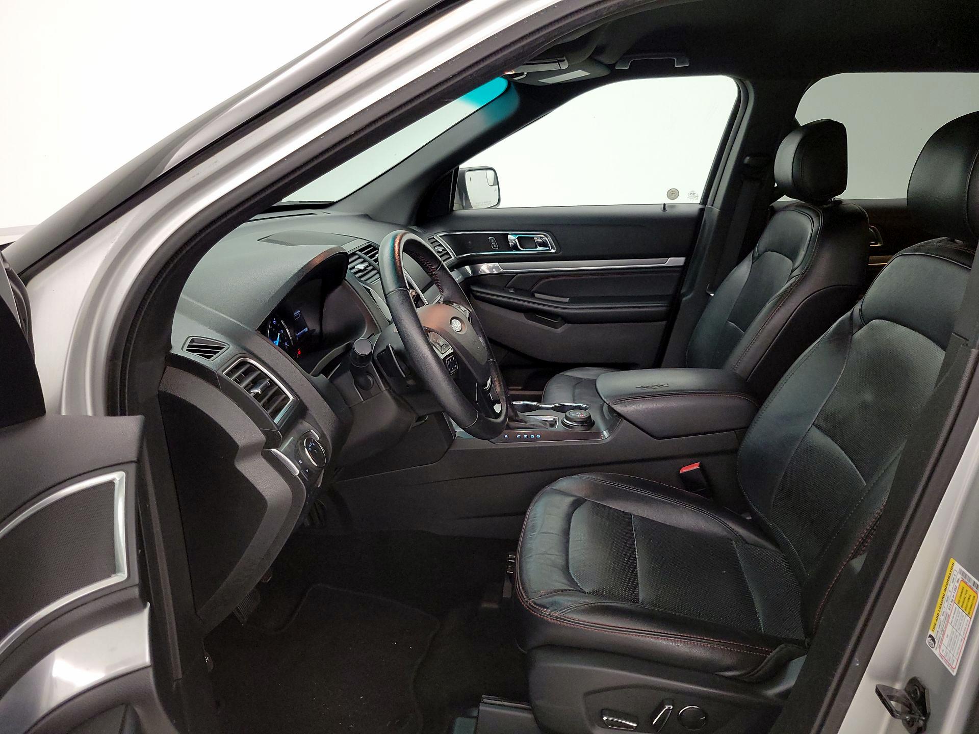 Thumbnail: 2017 Ford Explorer - 11