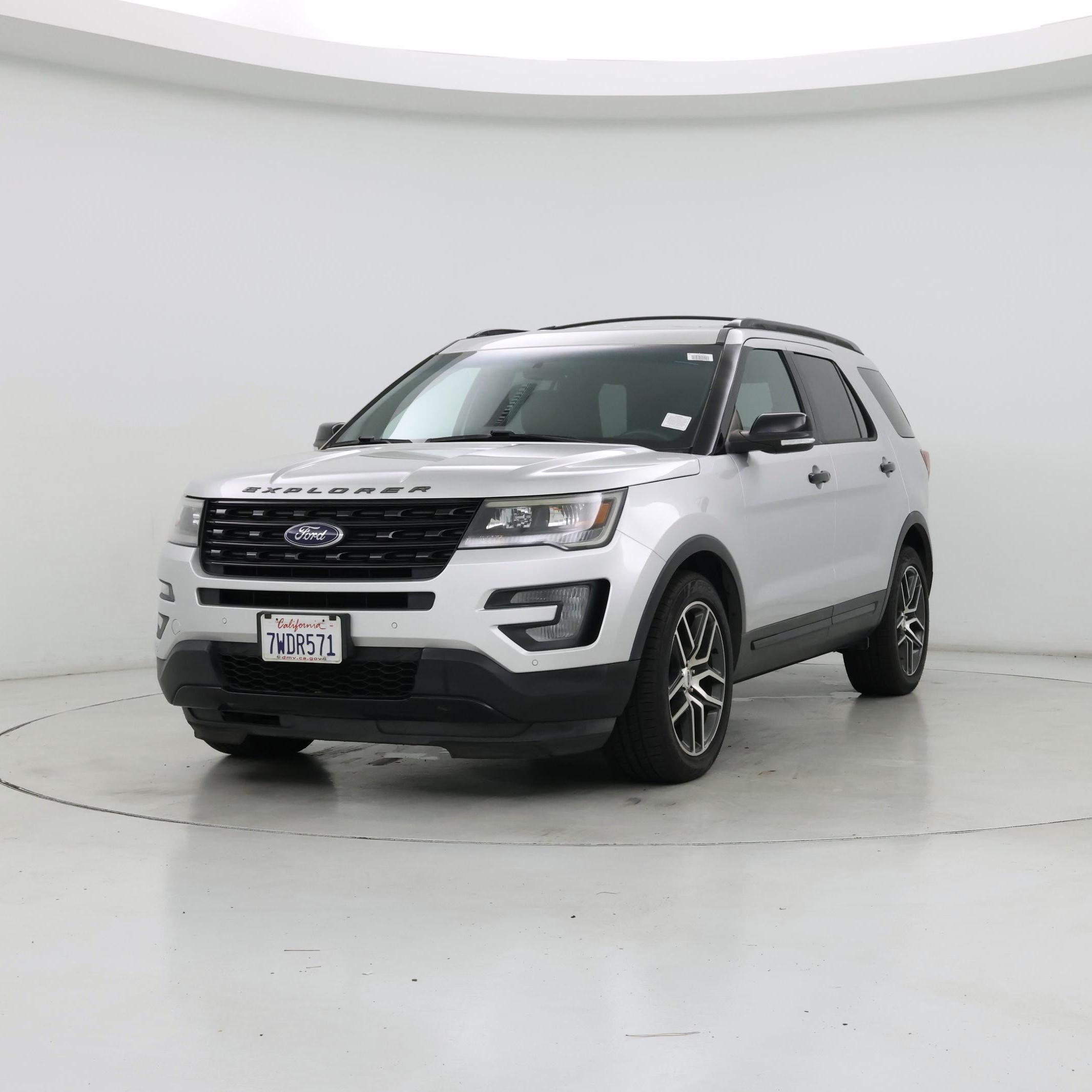 Thumbnail: 2017 Ford Explorer - 4