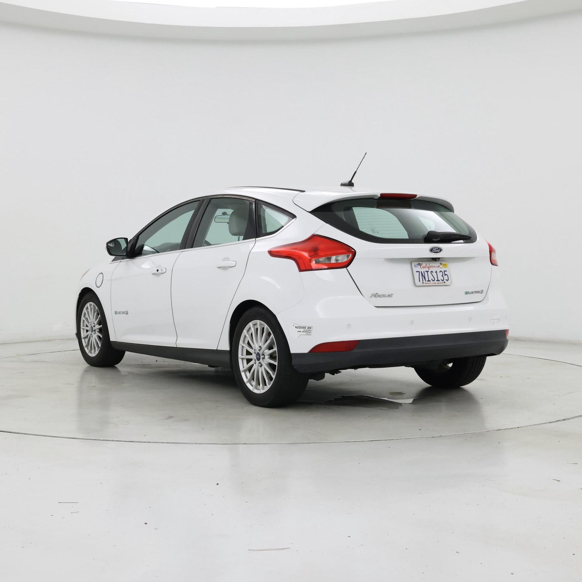 Thumbnail: 2015 Ford Focus - 2