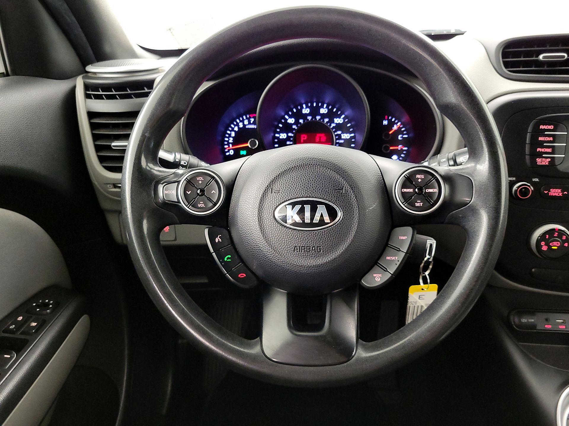 Thumbnail: 2015 Kia Soul - 10