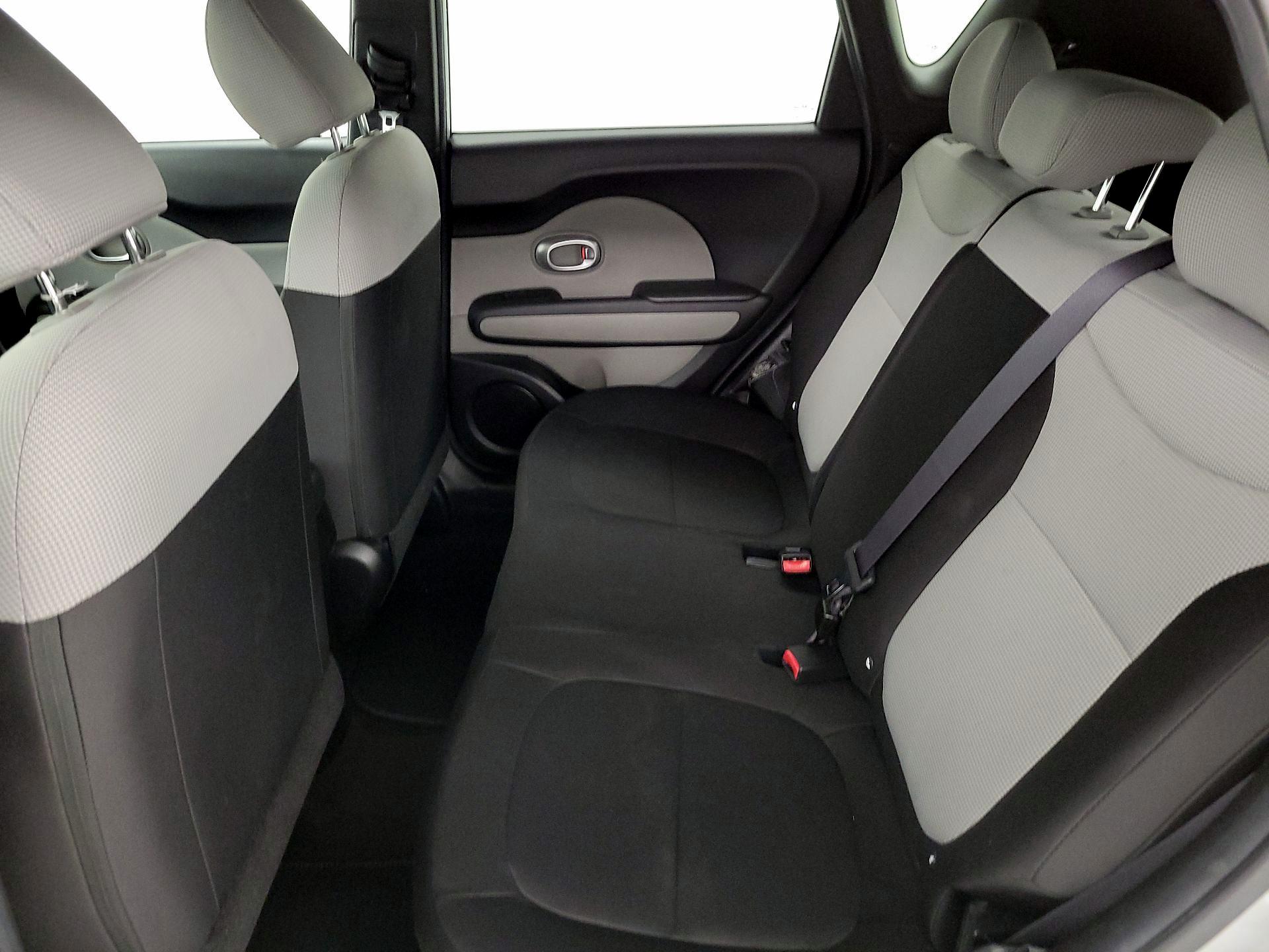 Thumbnail: 2015 Kia Soul - 19