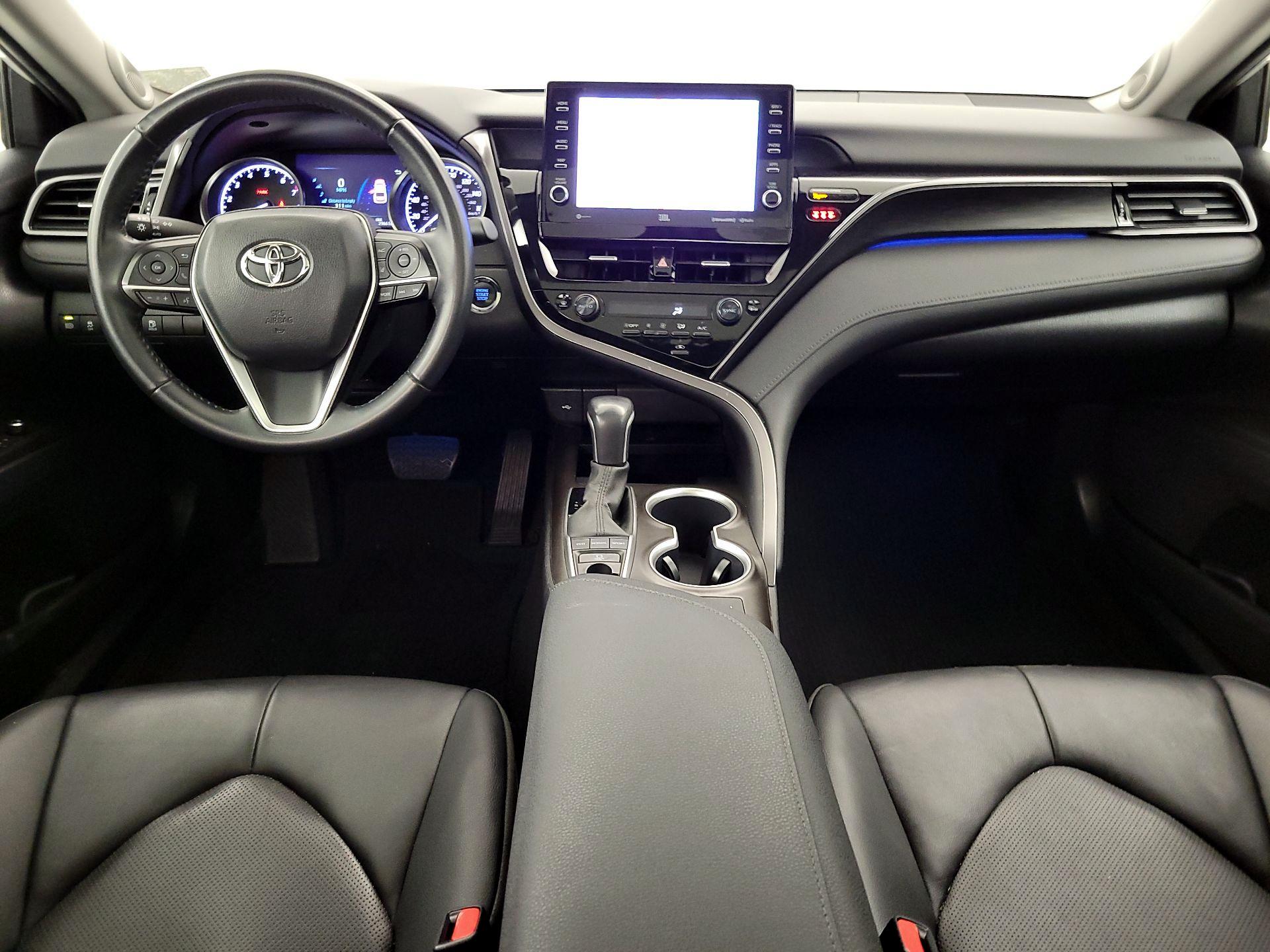 Thumbnail: 2022 Toyota Camry - 9