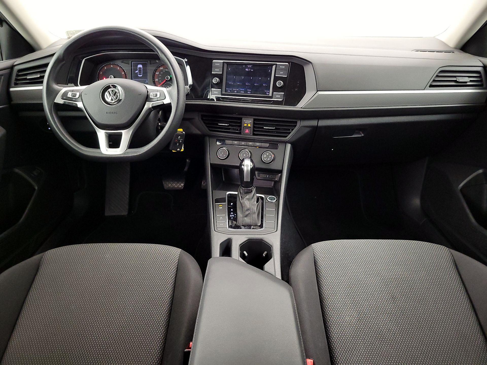 Thumbnail: 2020 Volkswagen Jetta - 9