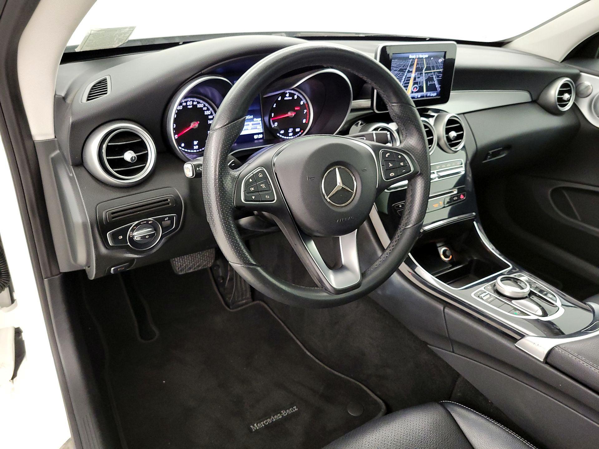 Thumbnail: 2017 Mercedes-Benz C-Class - 9