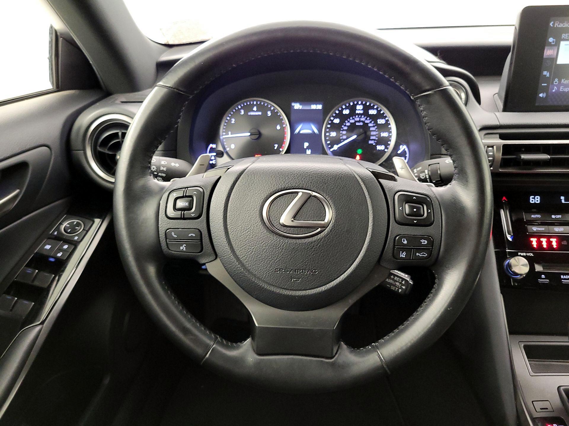 Thumbnail: 2021 Lexus IS - 10